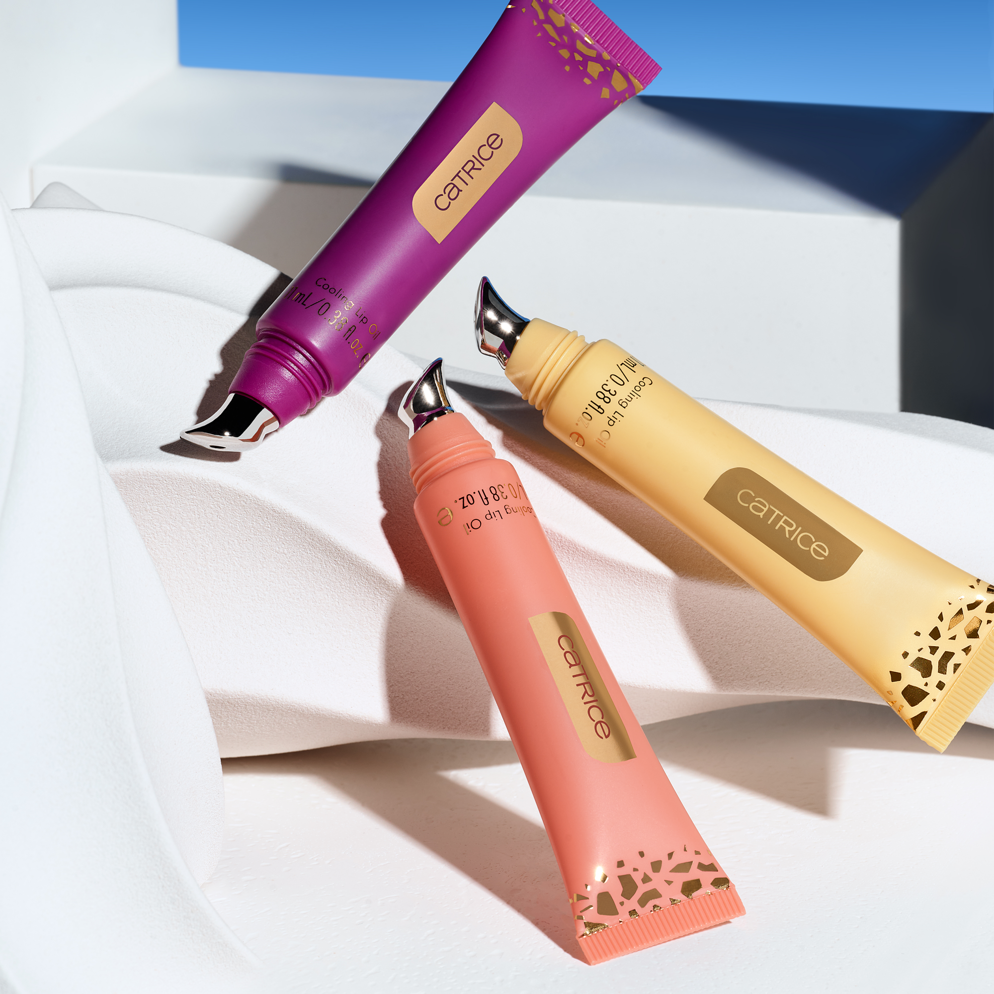 SUMMER OBSESSED Cooling Lip Oil