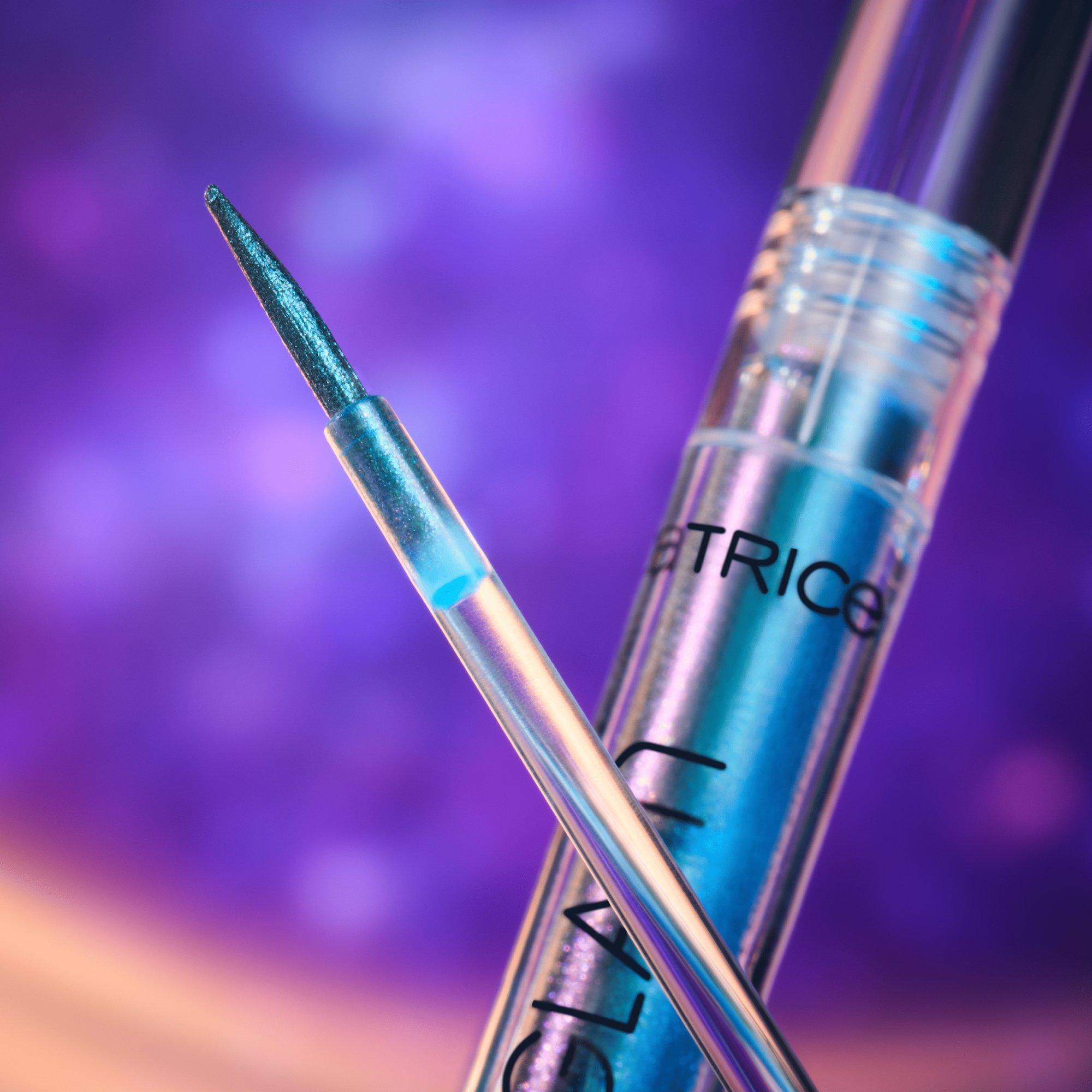 Space Glam Liquid Effect Eyeliner