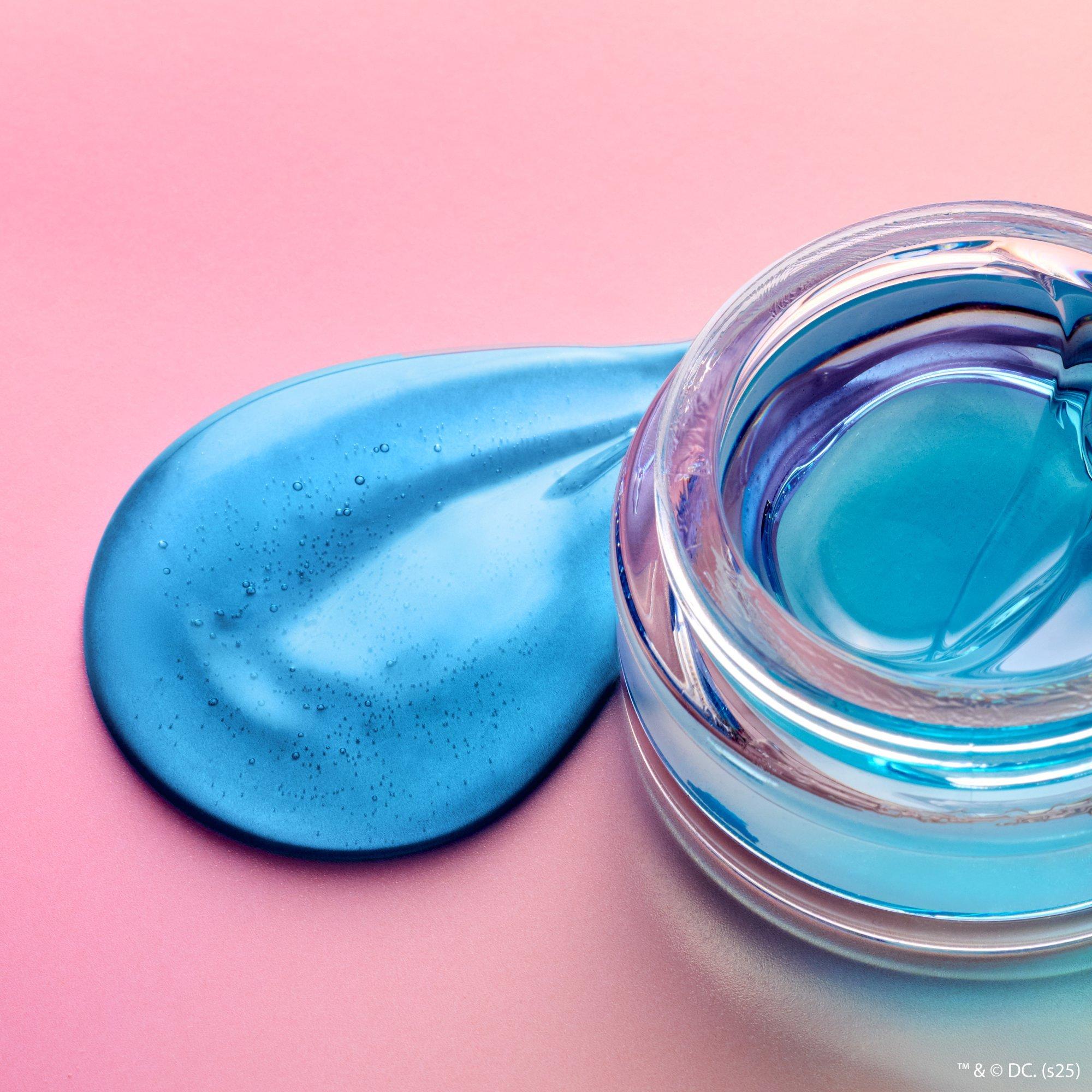 Superman blush in gel colour-changing