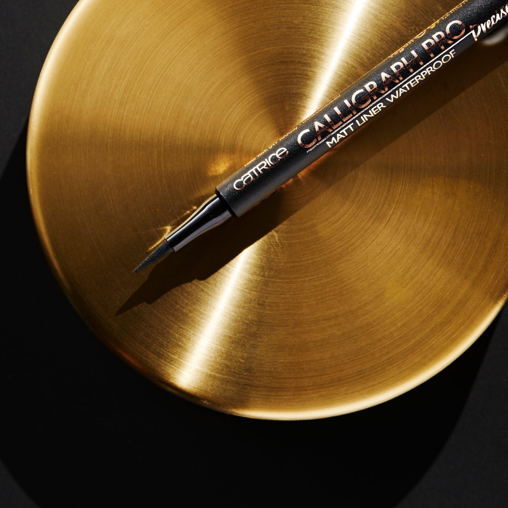 Calligraph Pro Precise 24h Matta Silmänrajausväri Vedenkestävä