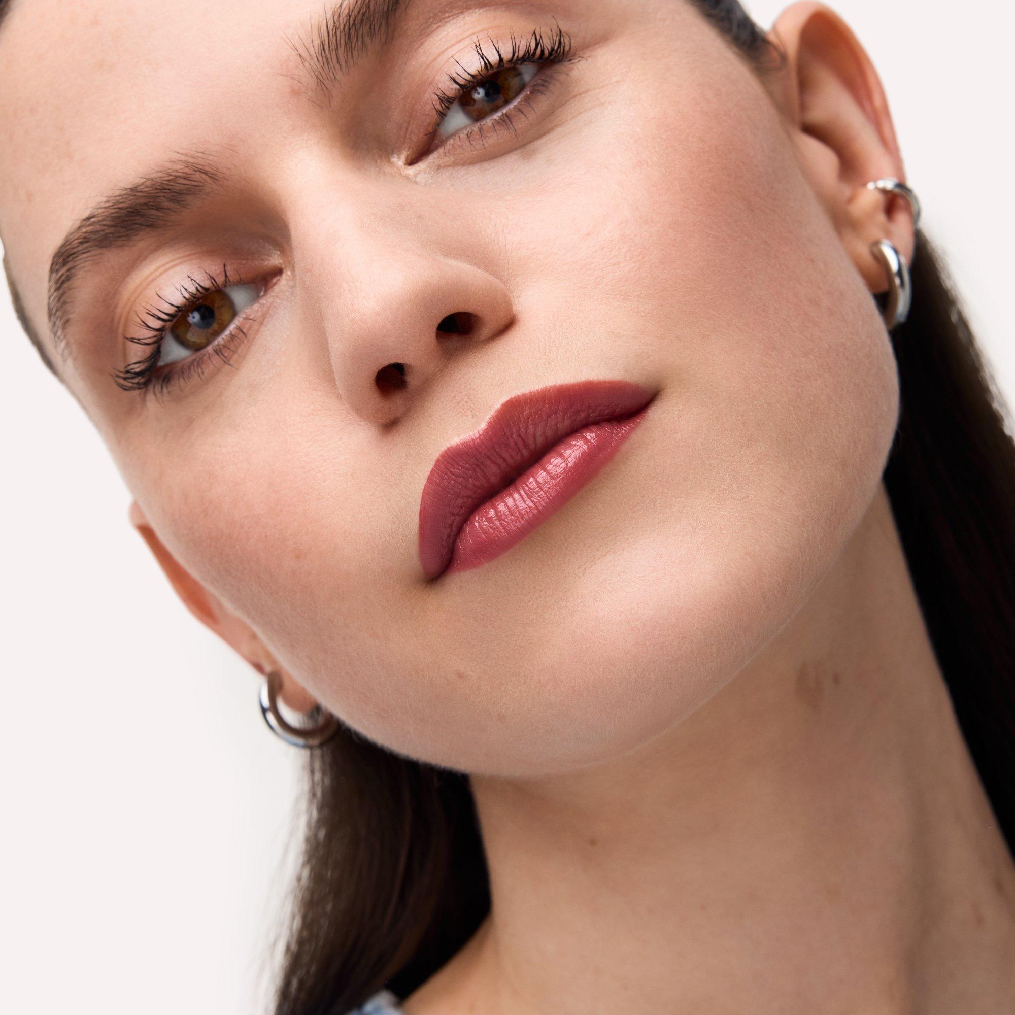 Shine Bomb Lip Lacquer -huulipuna