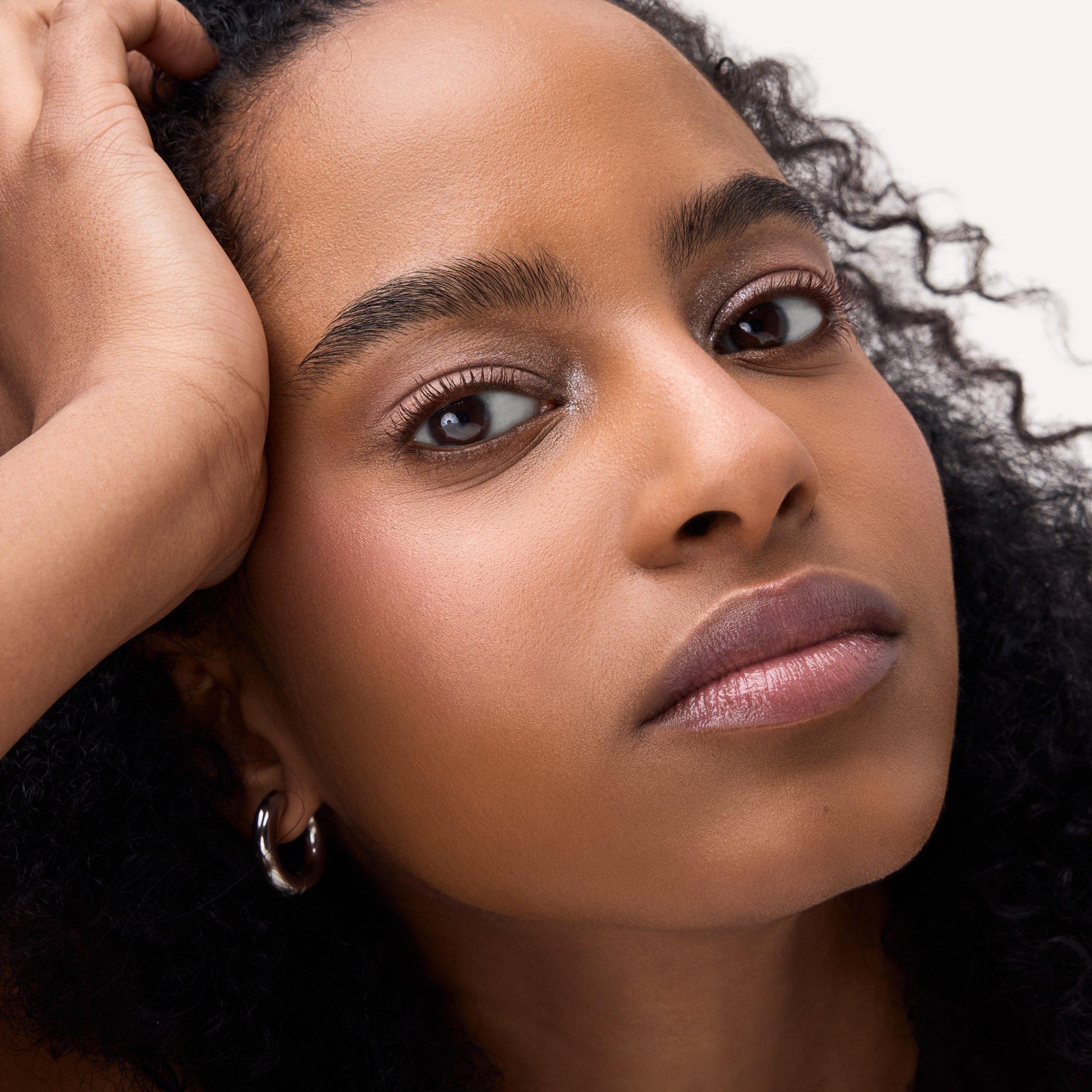 Diamond Treasures Cream to Powder Eyeshadow