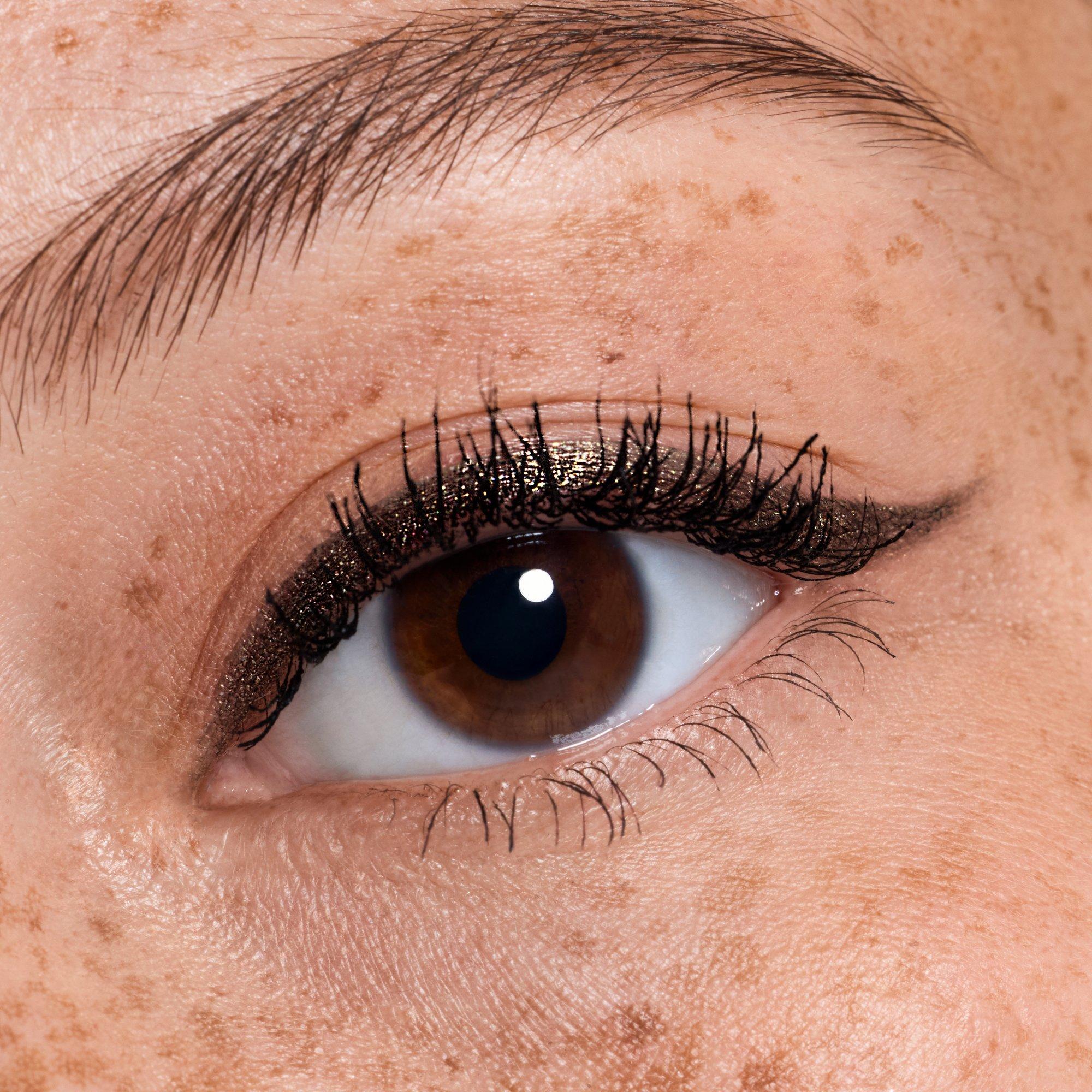 Карандаш для глаз Jewel Glide Effect Eye Pencil