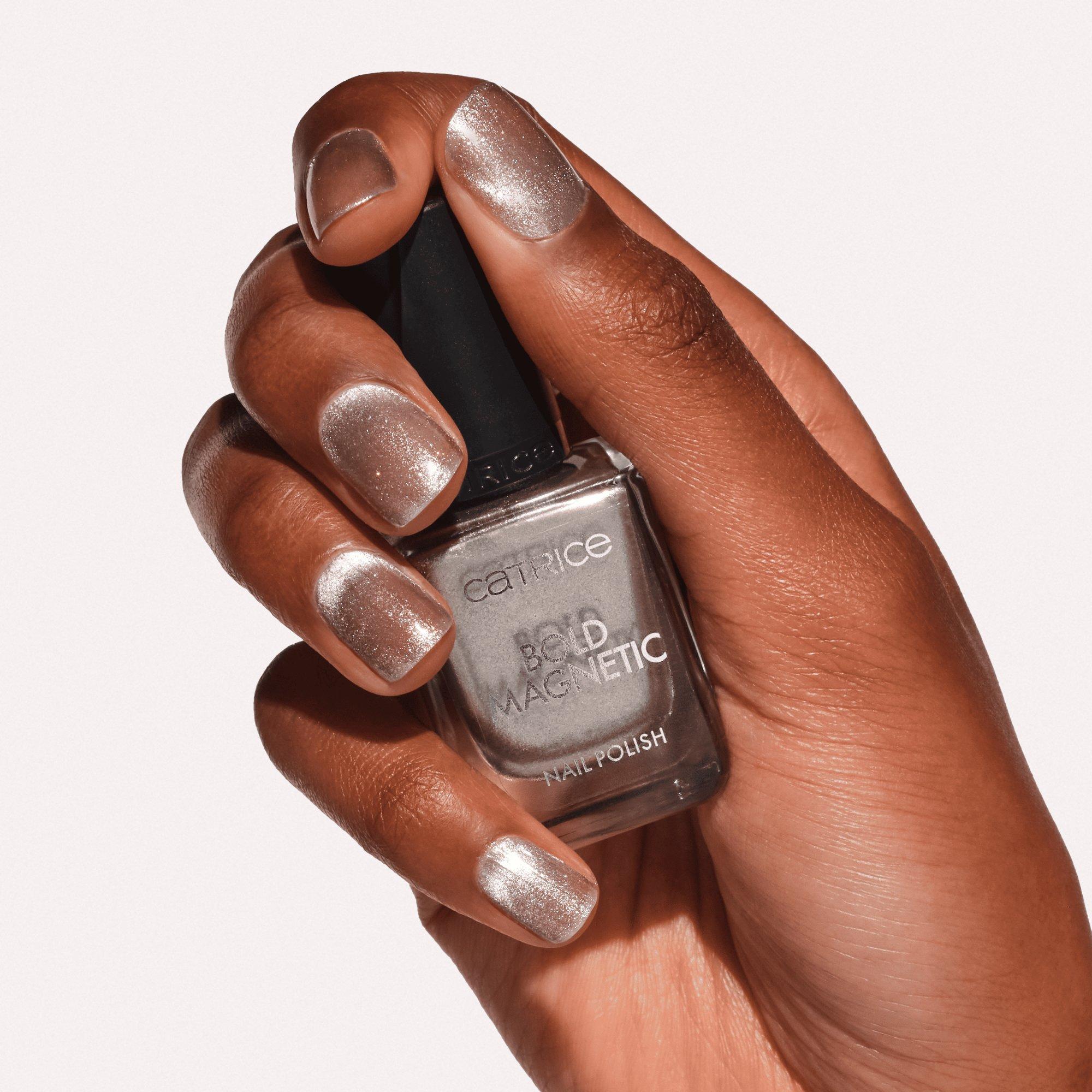 Bold Magnetic Nail Polish