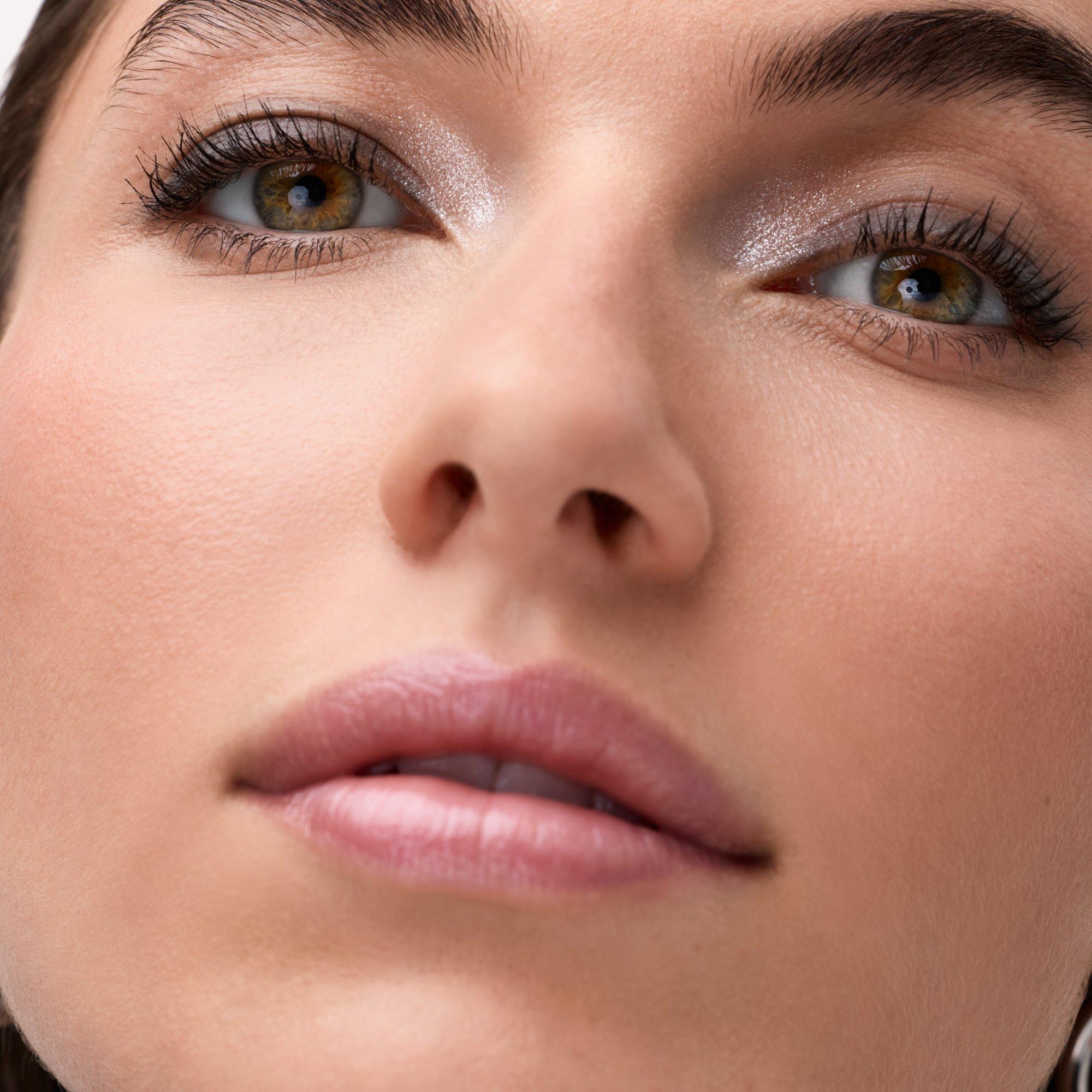 Diamond Treasures Cream to Powder Eyeshadow