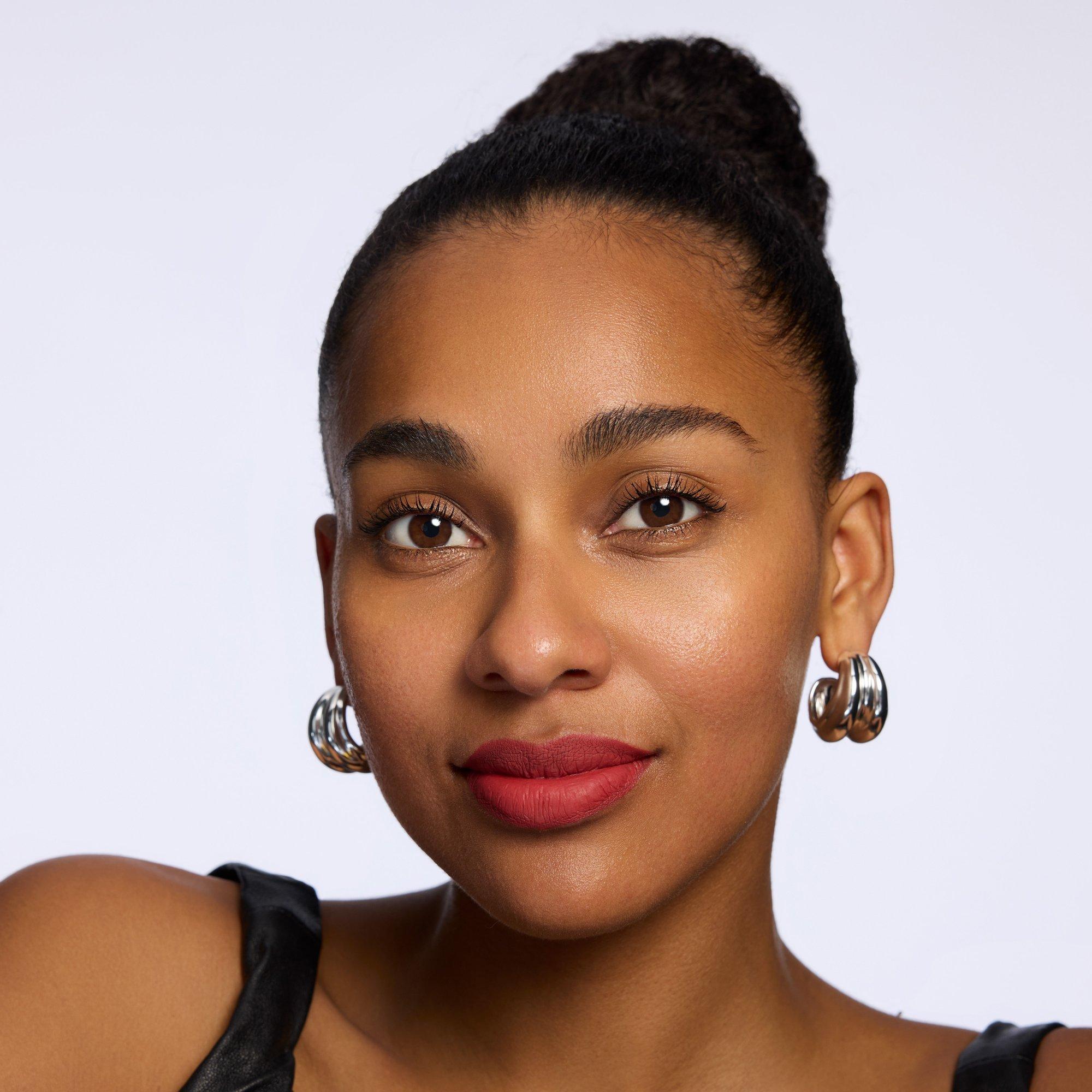 Tekutý matný rúž na pery Endless Matte