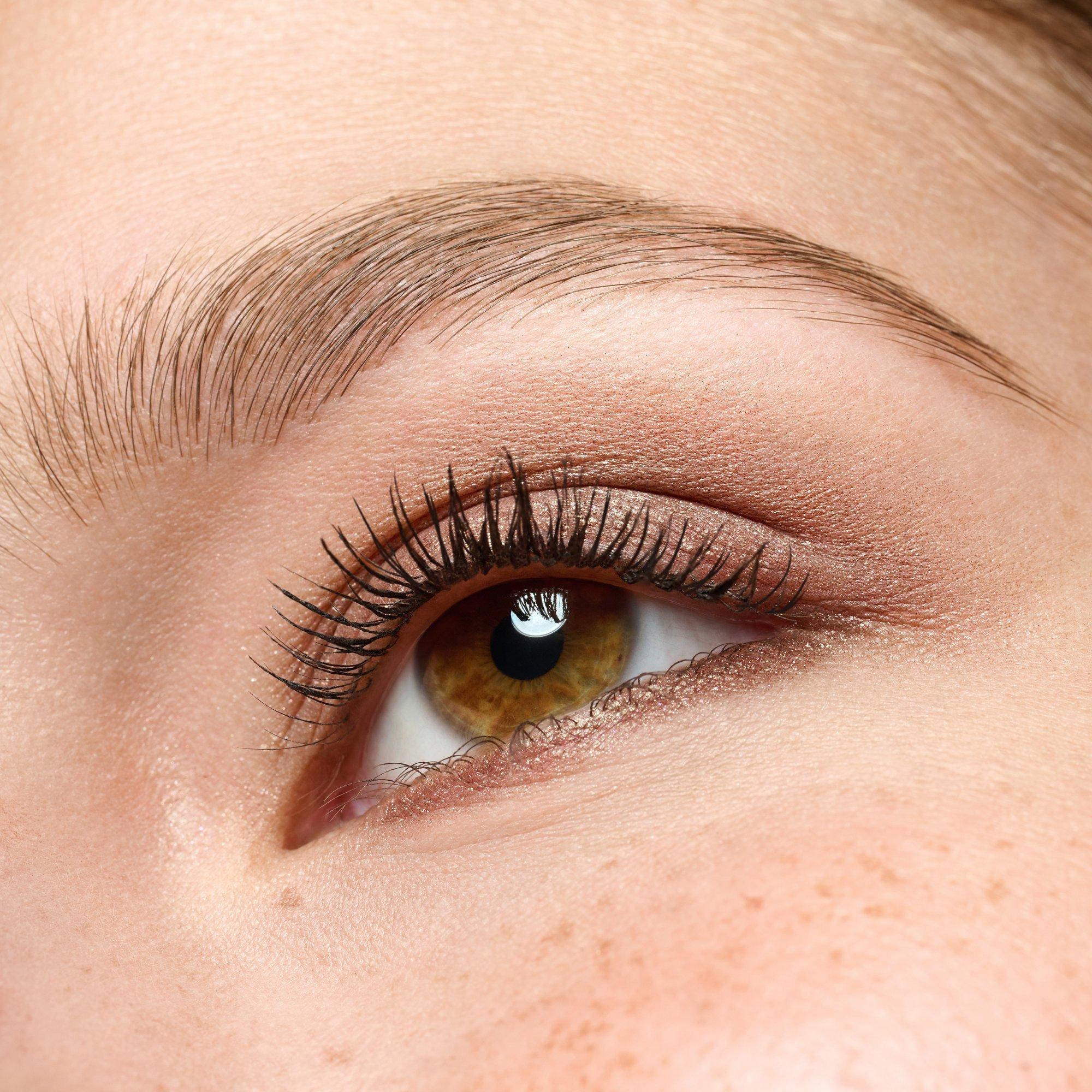 cream eyeshadow