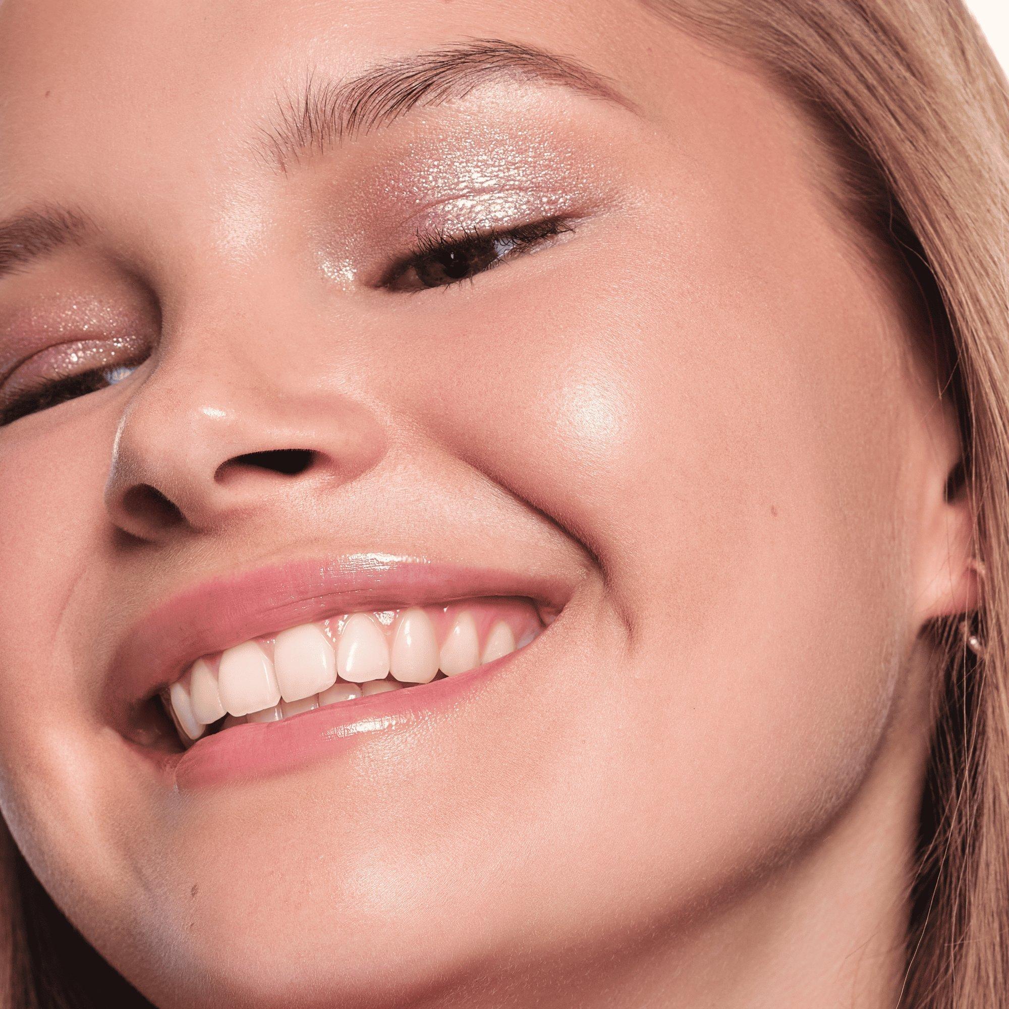 جيلي جيويلز جليتر ستيك