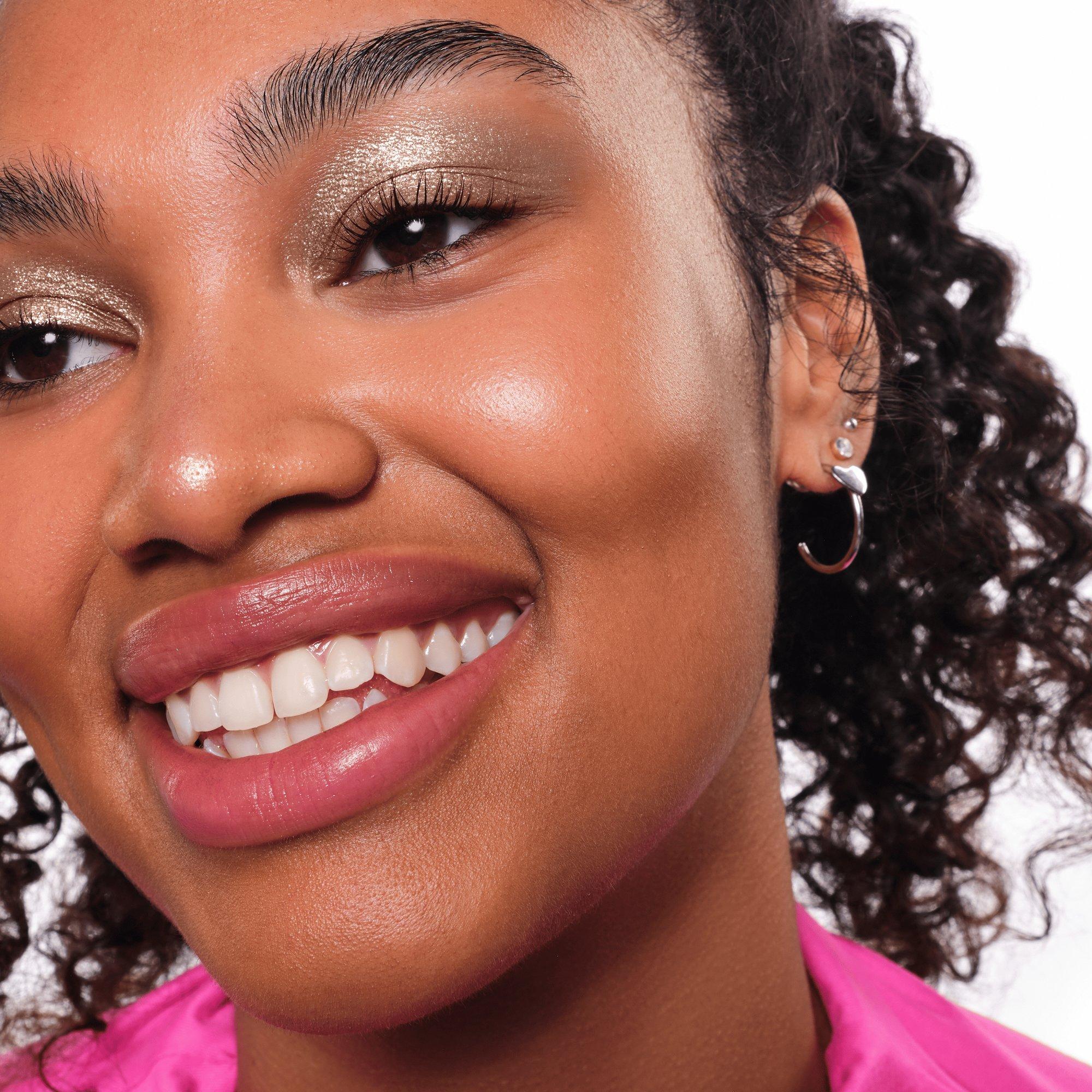 جيلي جيويلز جليتر ستيك