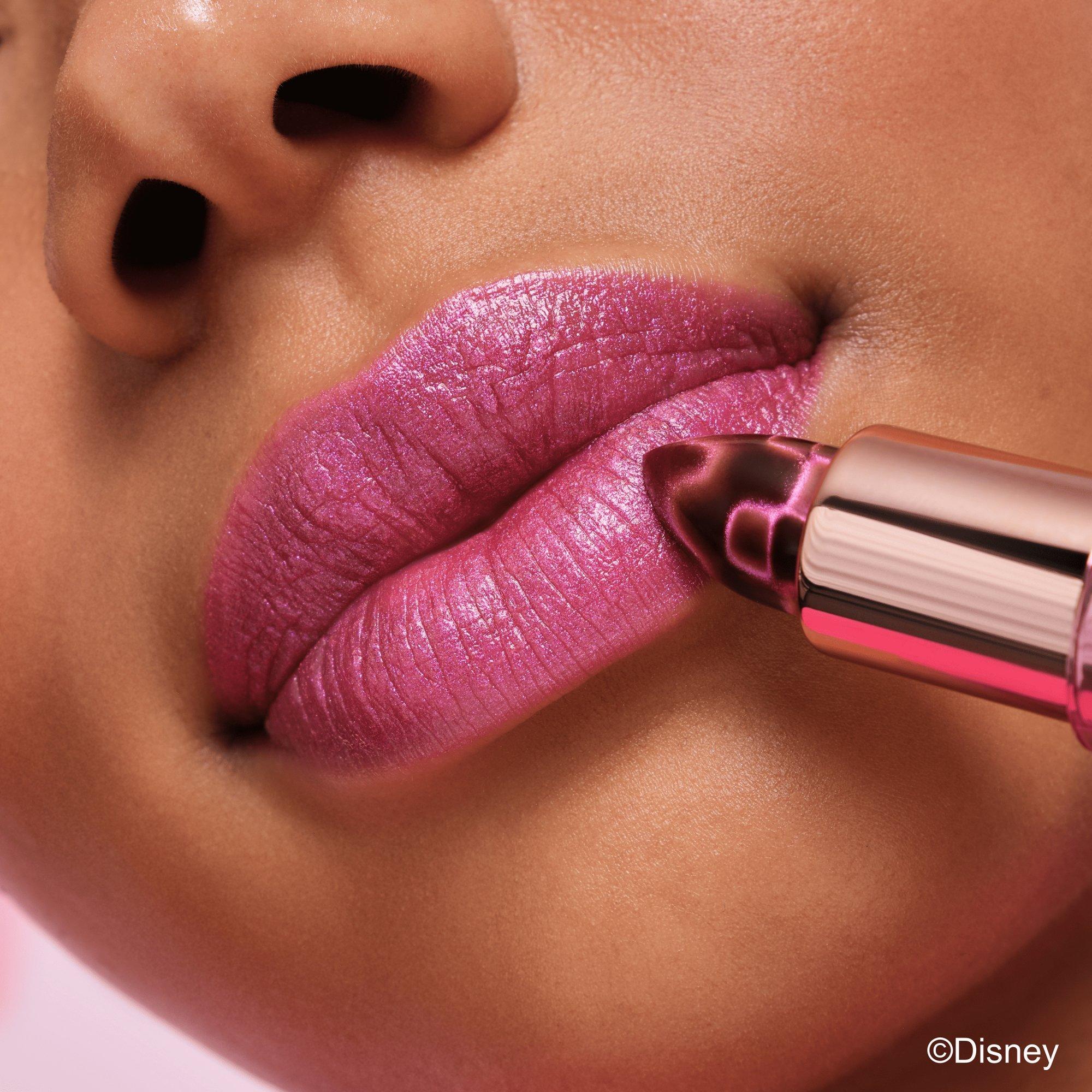 ديزني أليس إن وندرلاند تتوهج الشفاه بلون مختلف