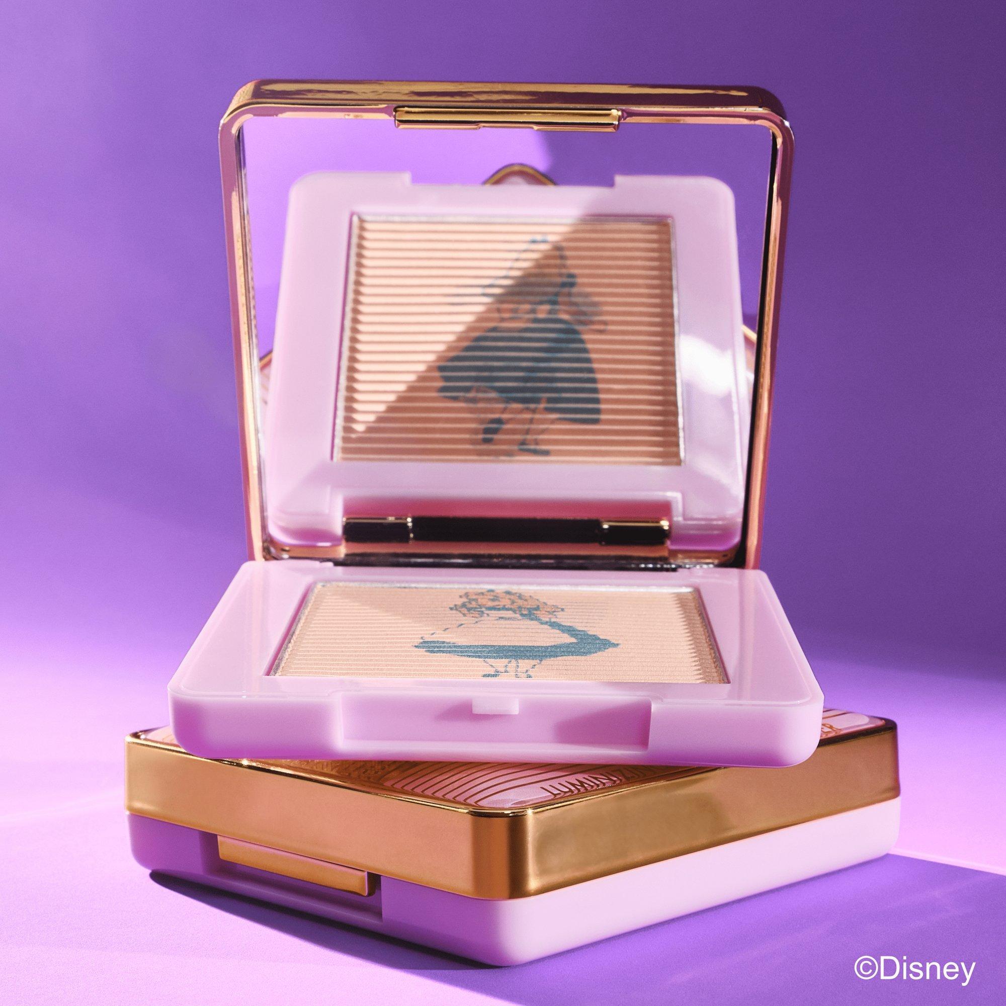Disney Alice in Wonderland Luminizing kompaktni puder