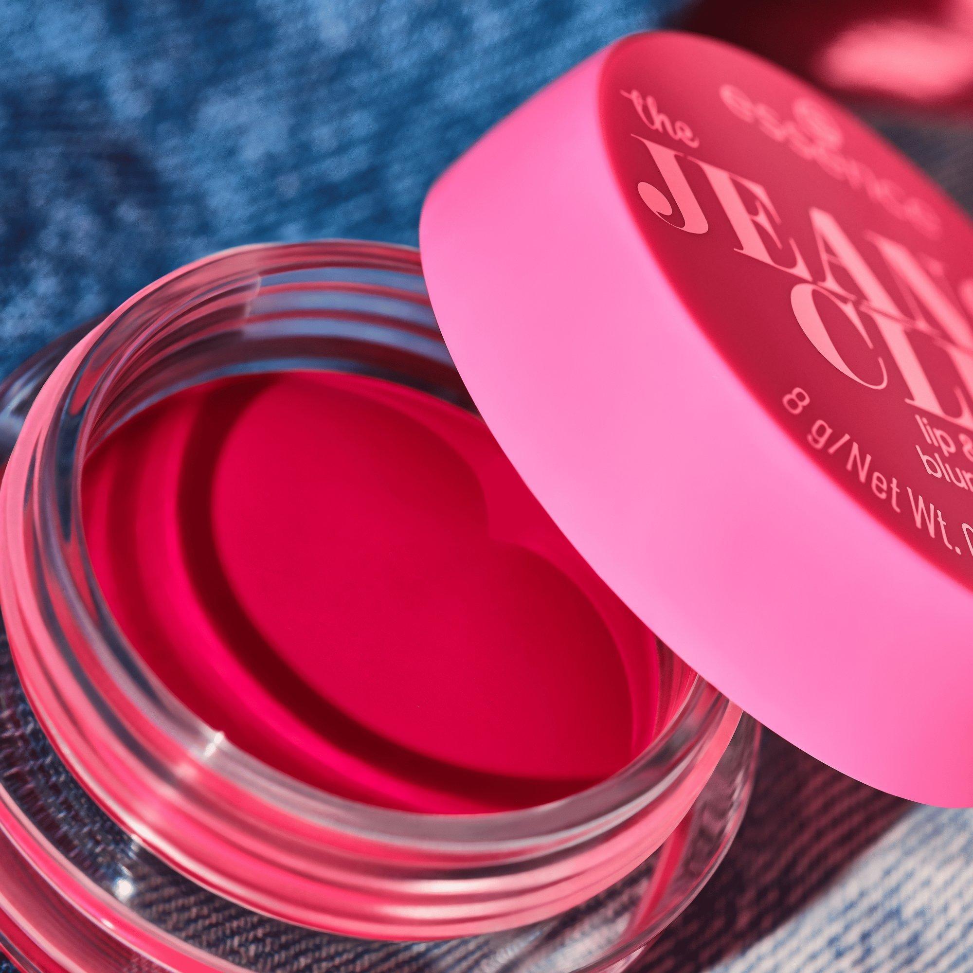 the JEANS CLUB lip & cheek blurry mousse flouteur mousse