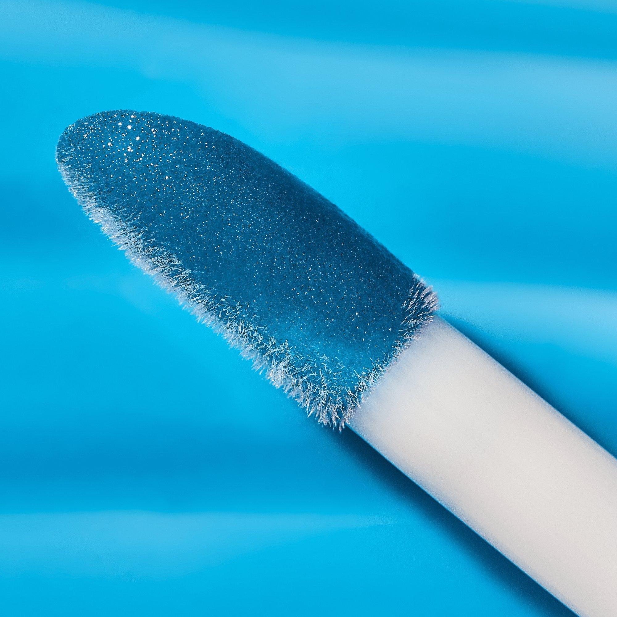 the JEANS CLUB kleurveranderende hydra kiss lipolie