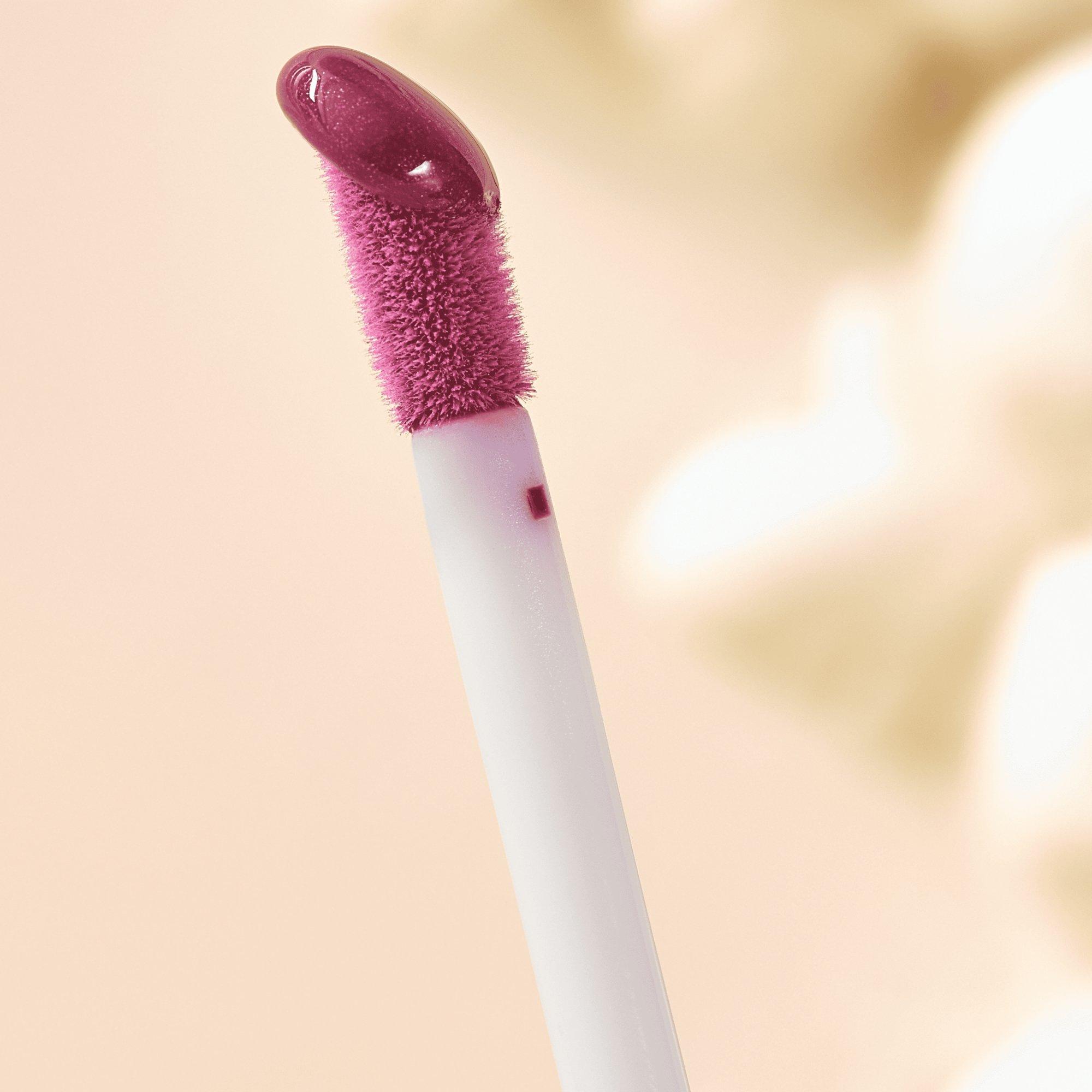 لون الشفاه اللامعة هولي جليز