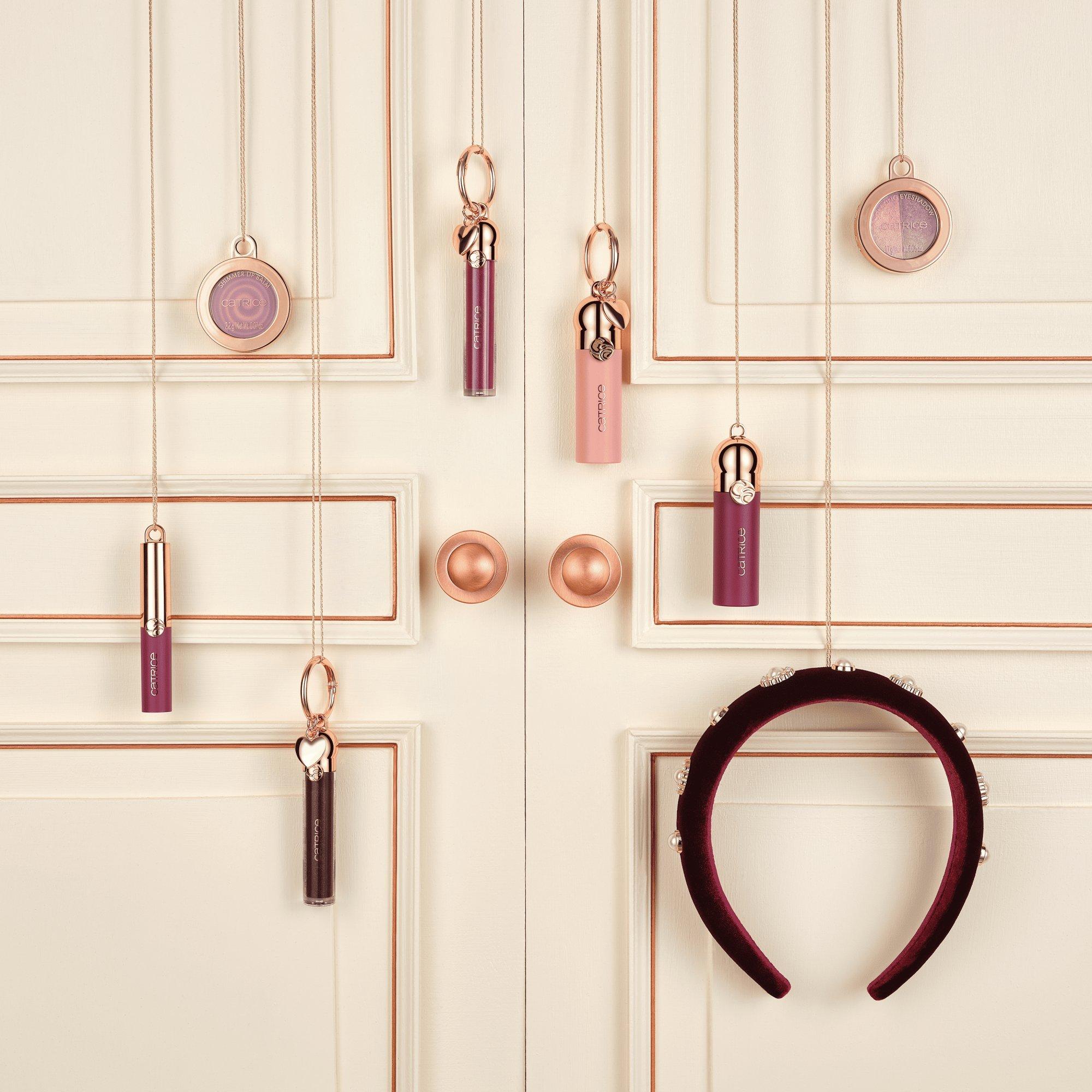 لون الشفاه اللامعة هولي جليز