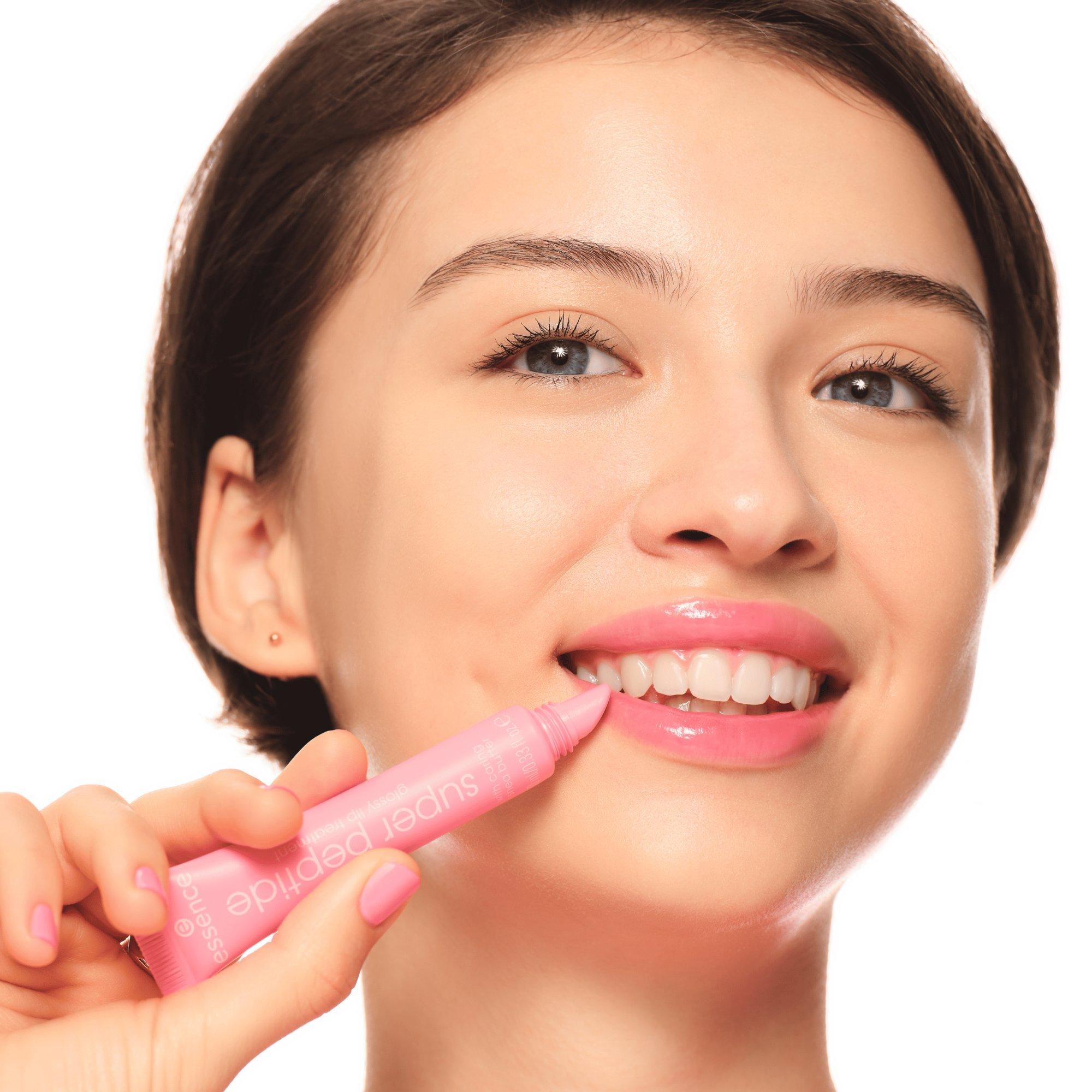 the super peptide glossy lip treatment