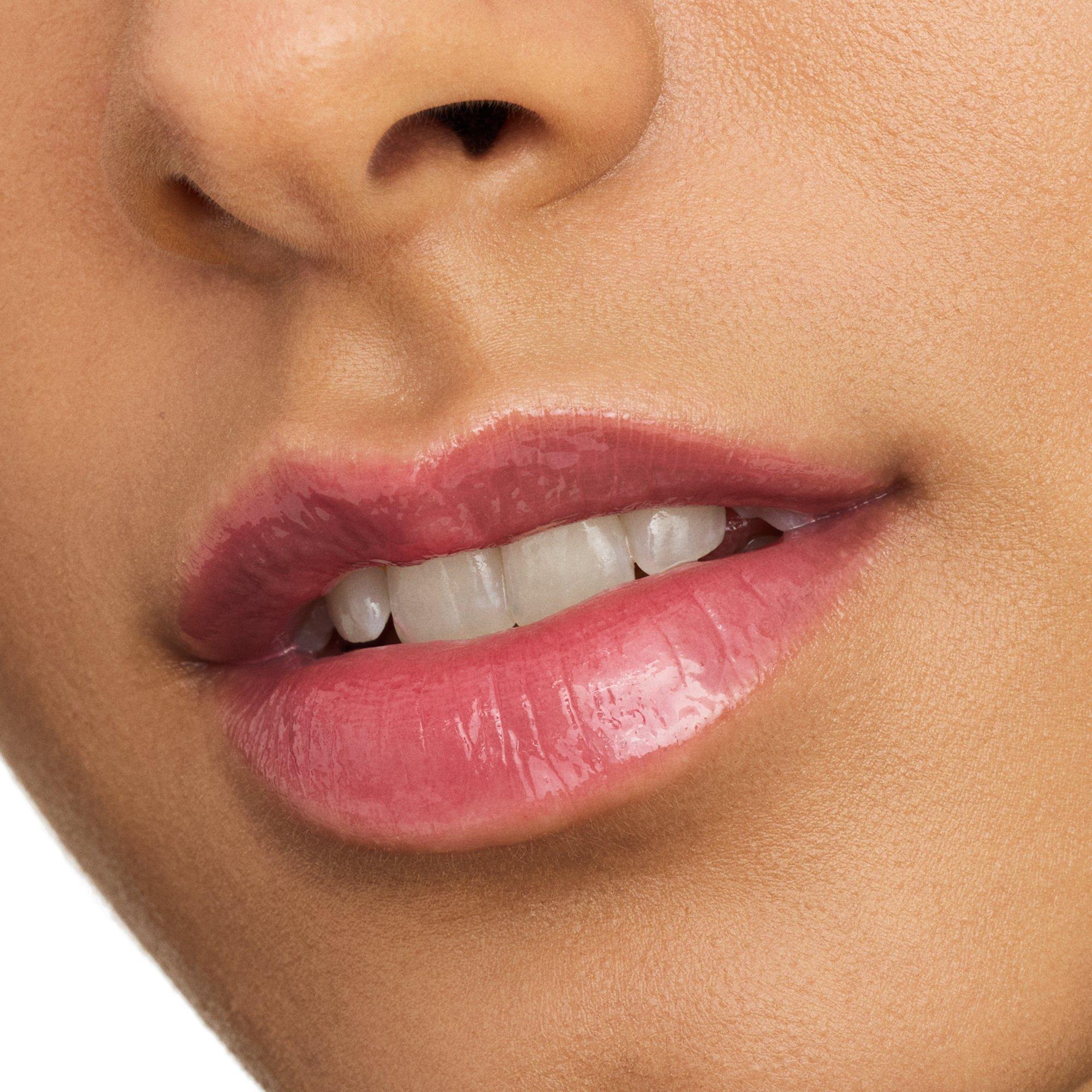 the super peptide glossy lip treatment