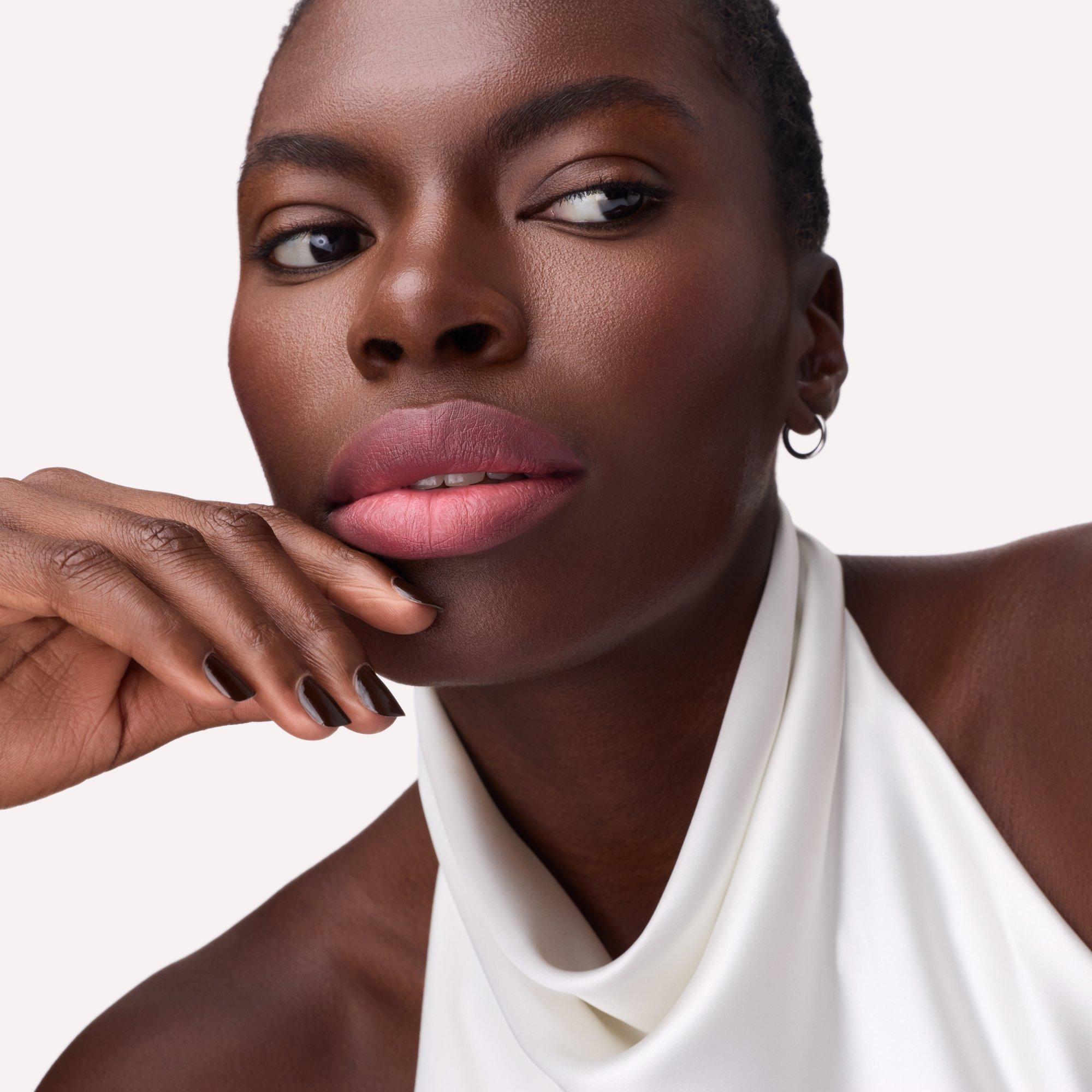 Blur-Real Matte Lipstick