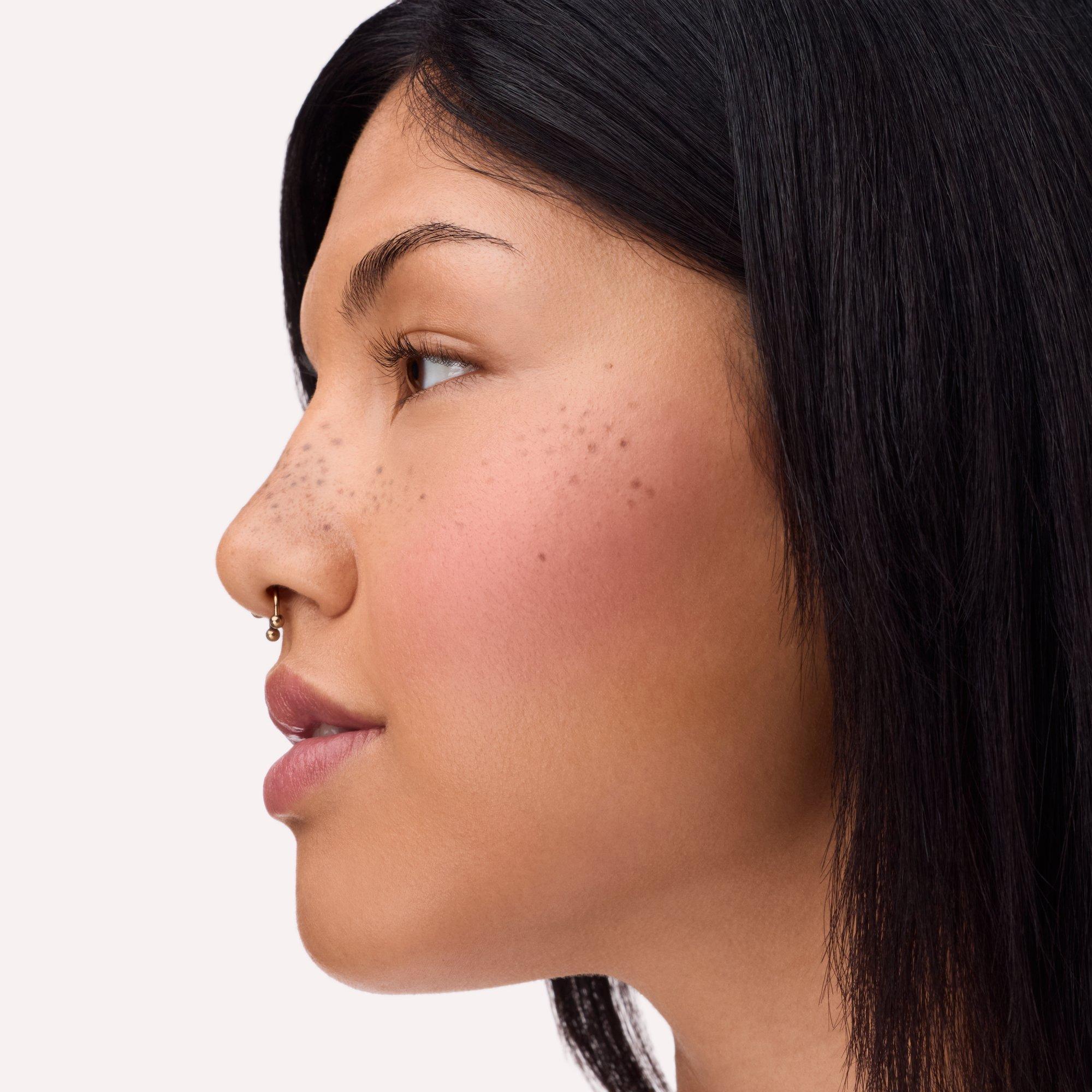 丝绒布丁晕染腮红