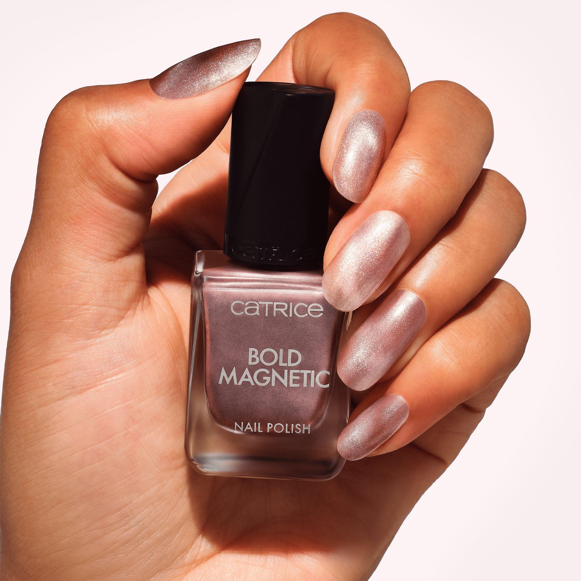 Bold Magnetic Nail Polish