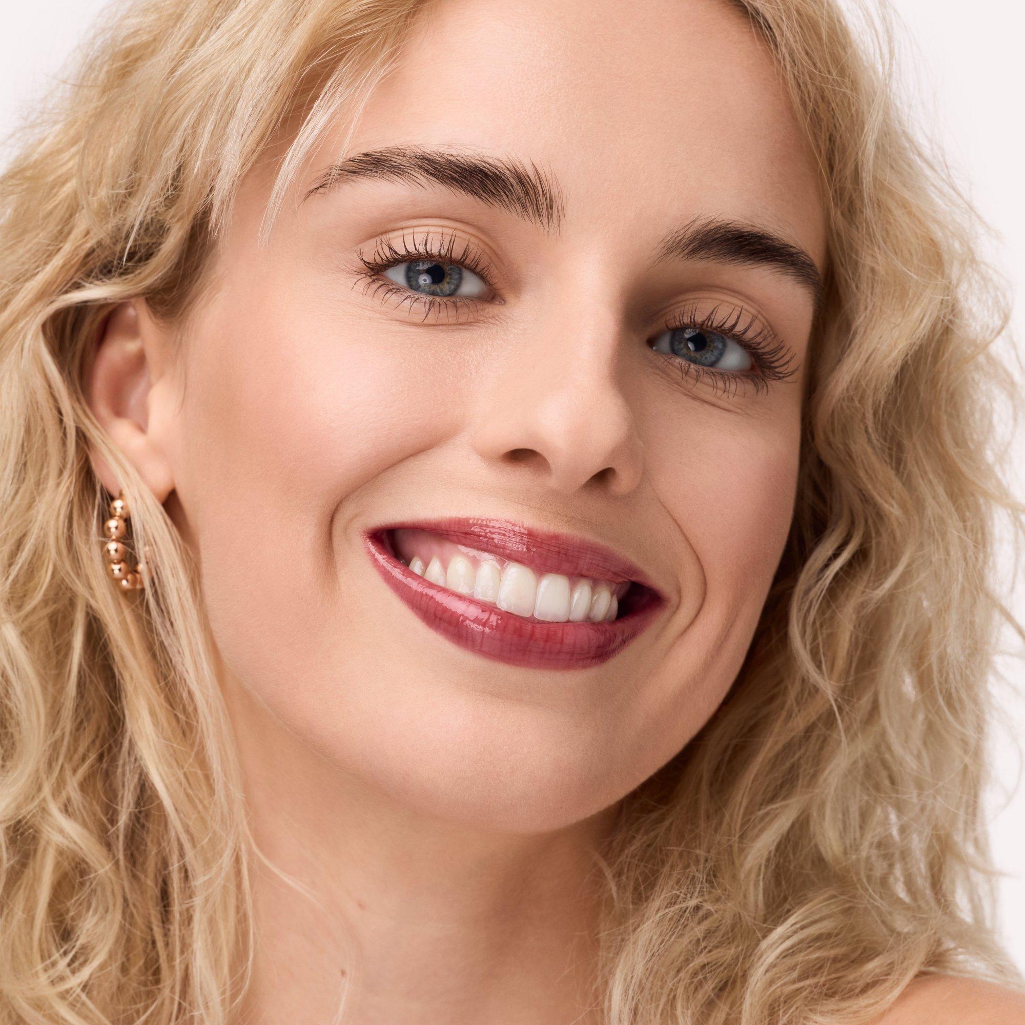 Son dưỡng môi Melt & Shine Juicy Lip Balm