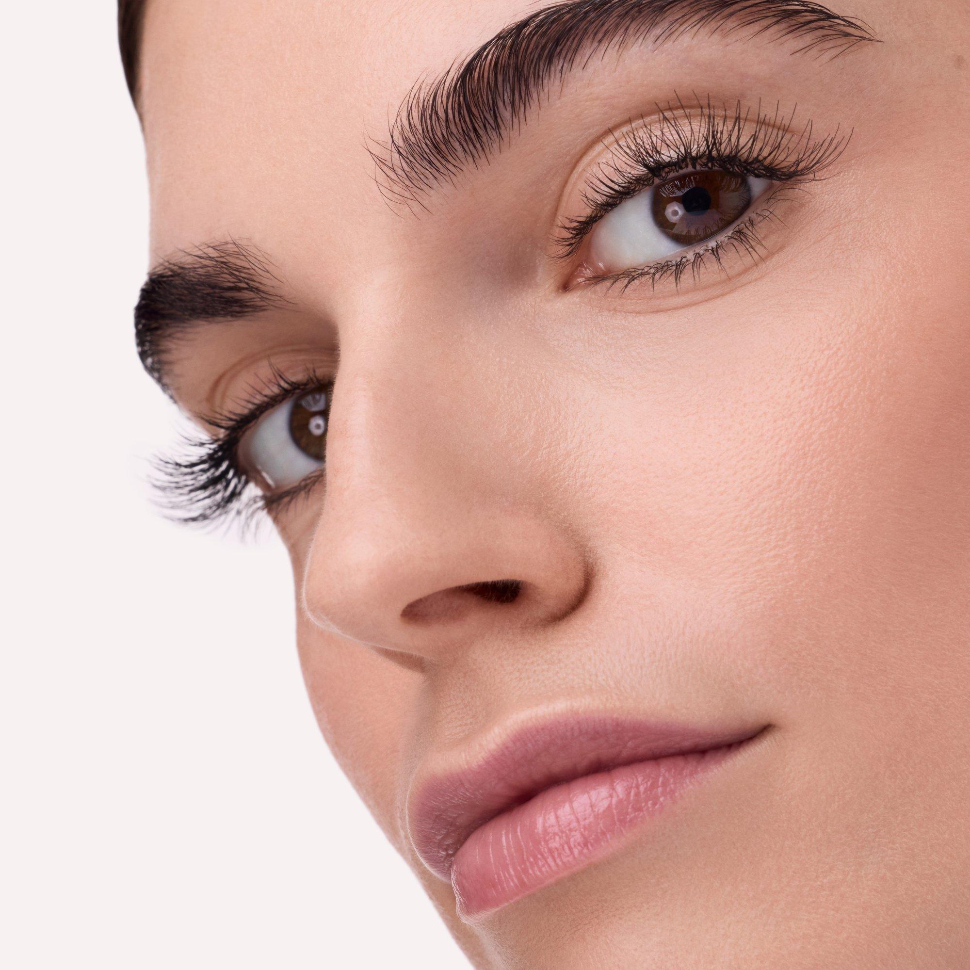 Faked Ultra Definition Single Umetne trepalnice