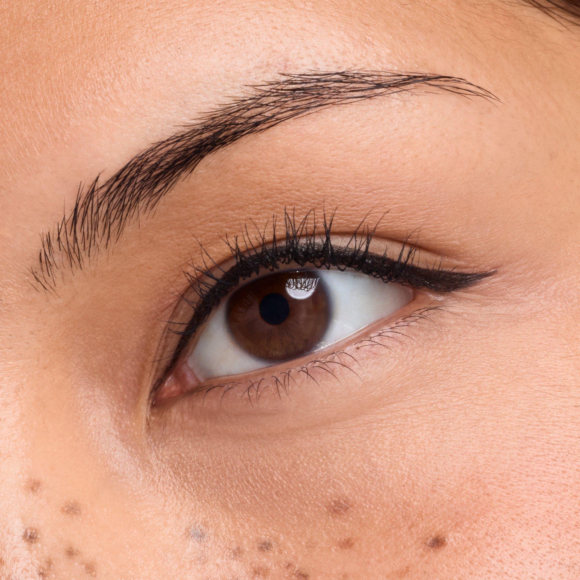 Hyper Liner Brush Eyeliner