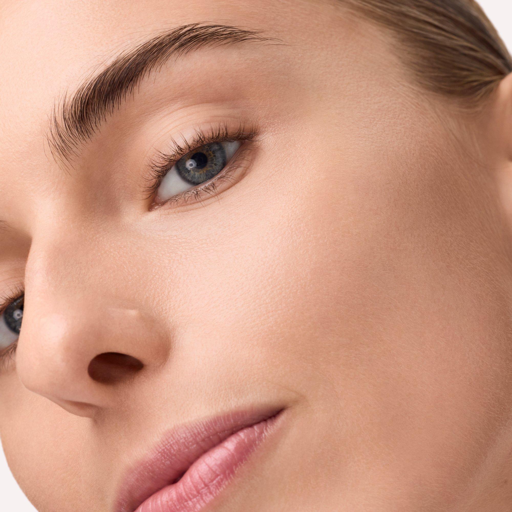 肤色修饰润肤霜