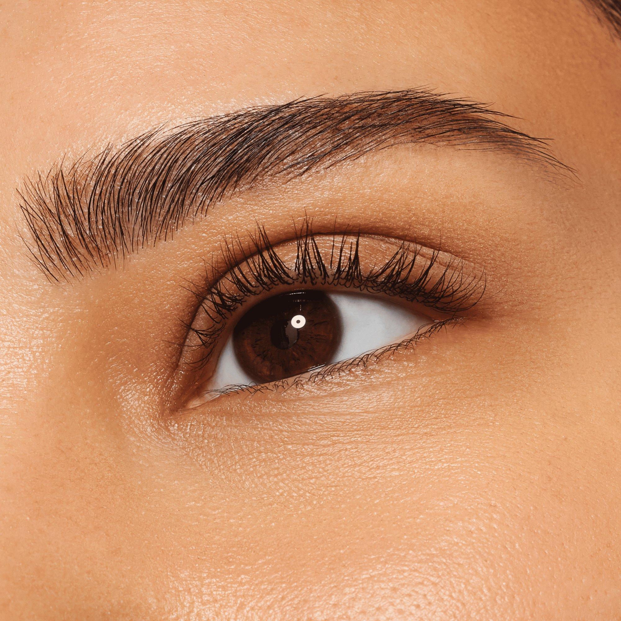 Creion pentru sprâncene Shape & Shade rezistent la apă