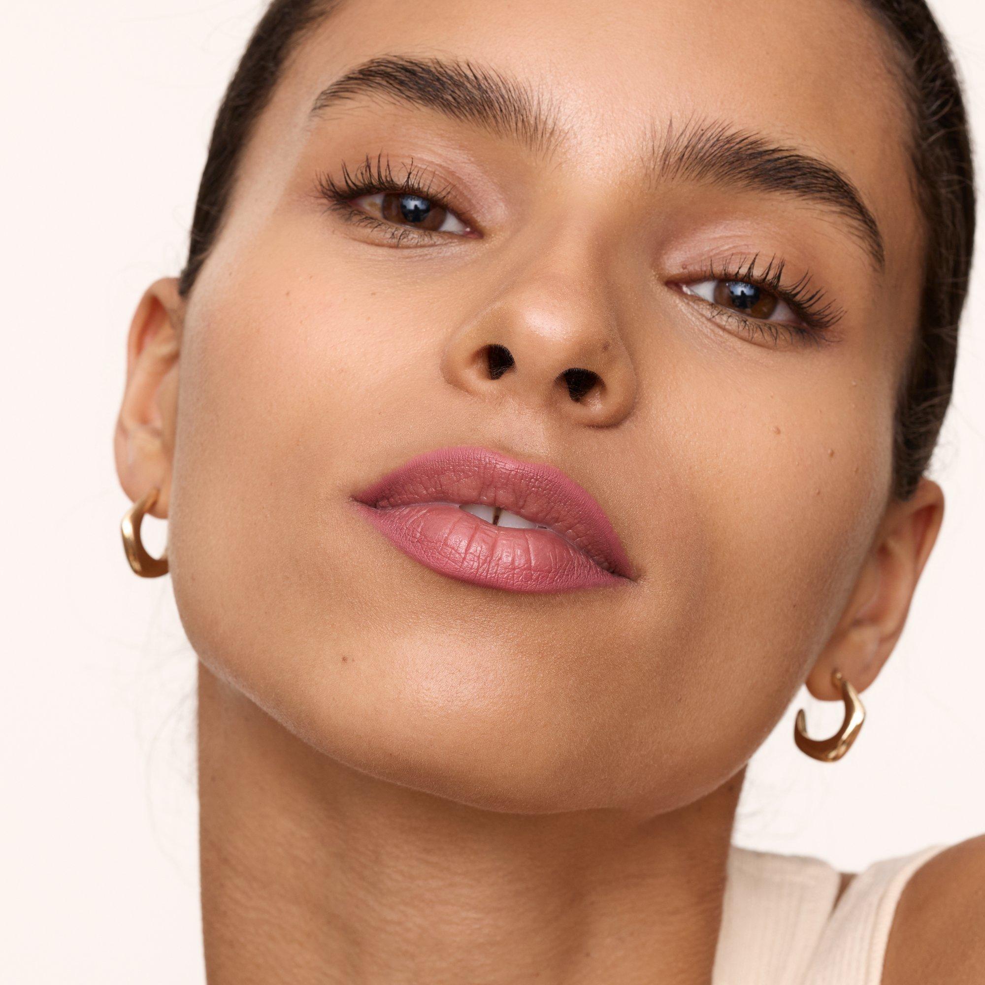 Карандаш для губ Plumping