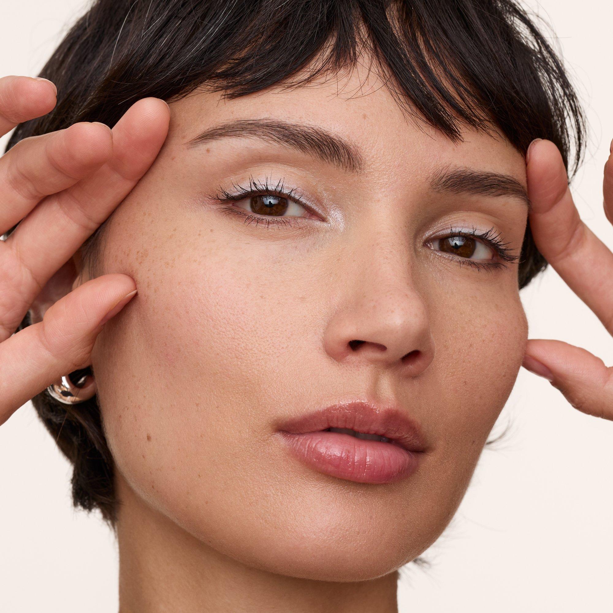 Kredka do oczu i twarzy Highlighting Hero Duo