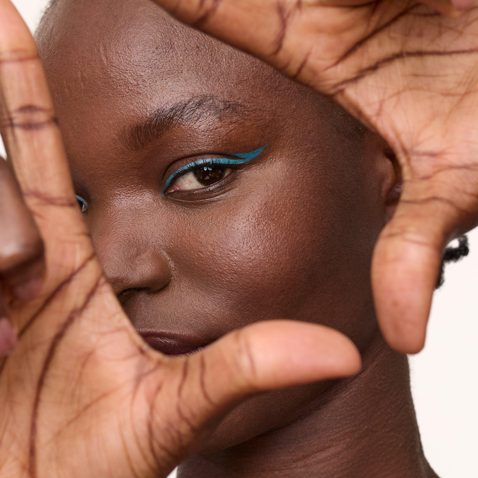 Calligraph Artist Matte Liner