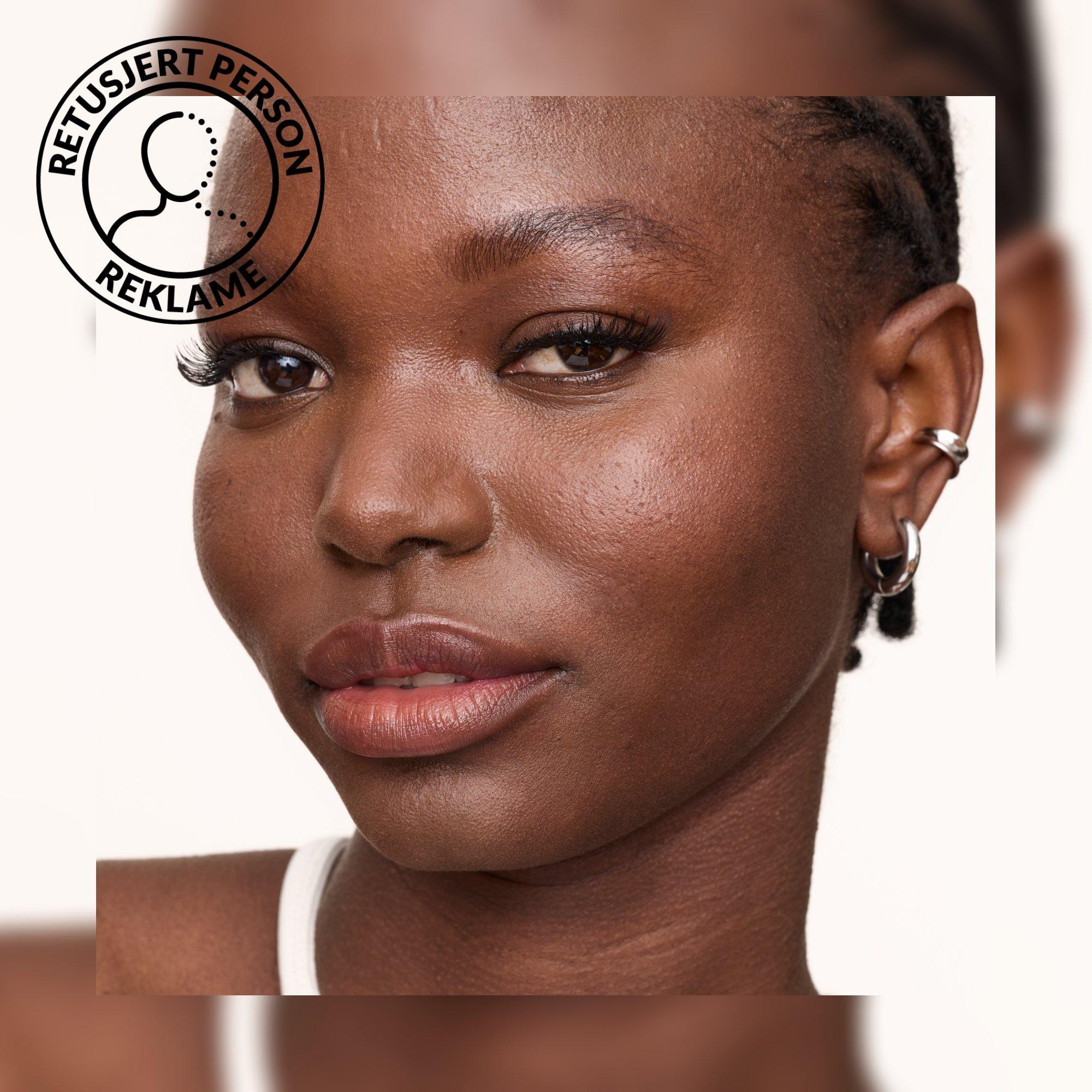 Faked Insane Length Lashes