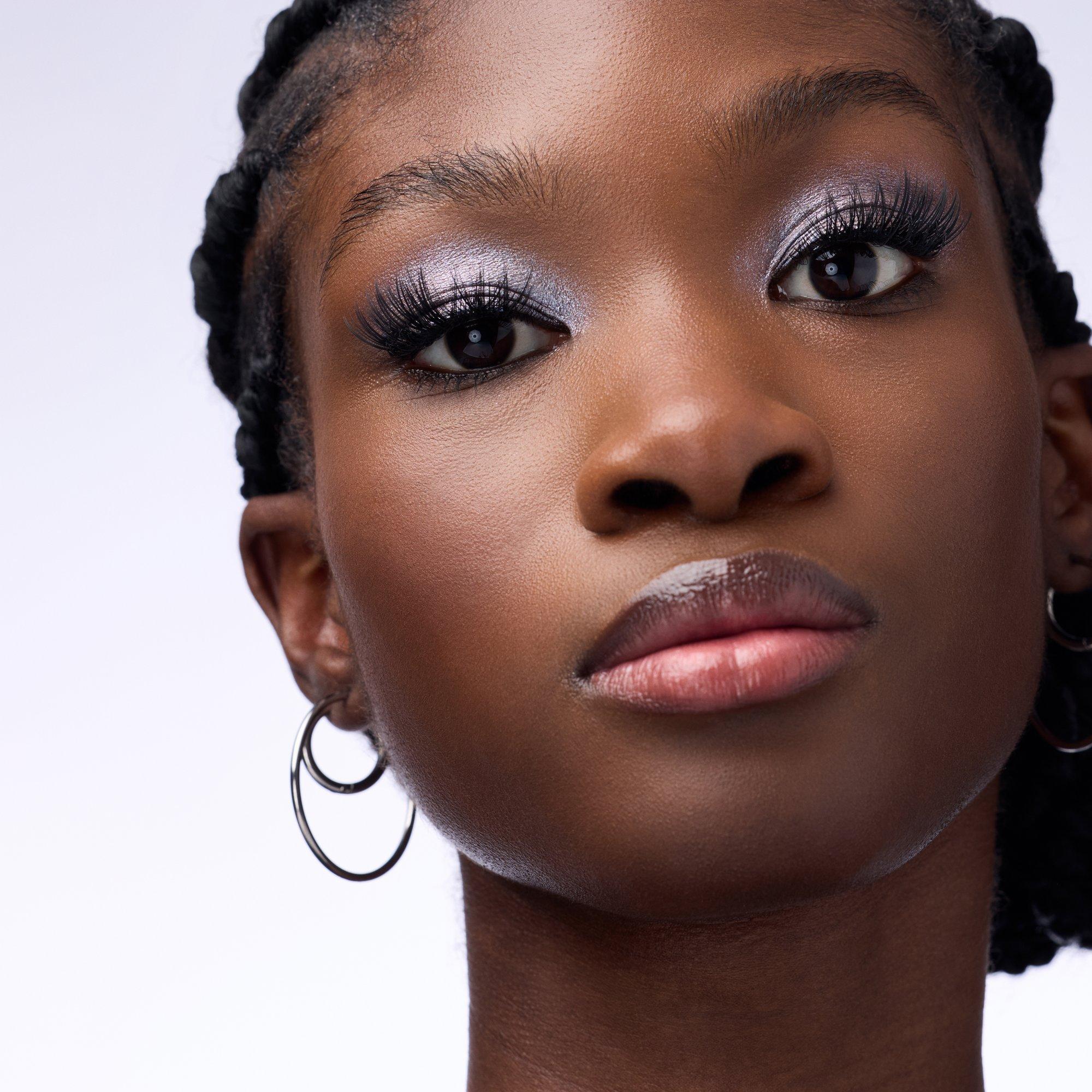Faked Volume Cluster Lashes
