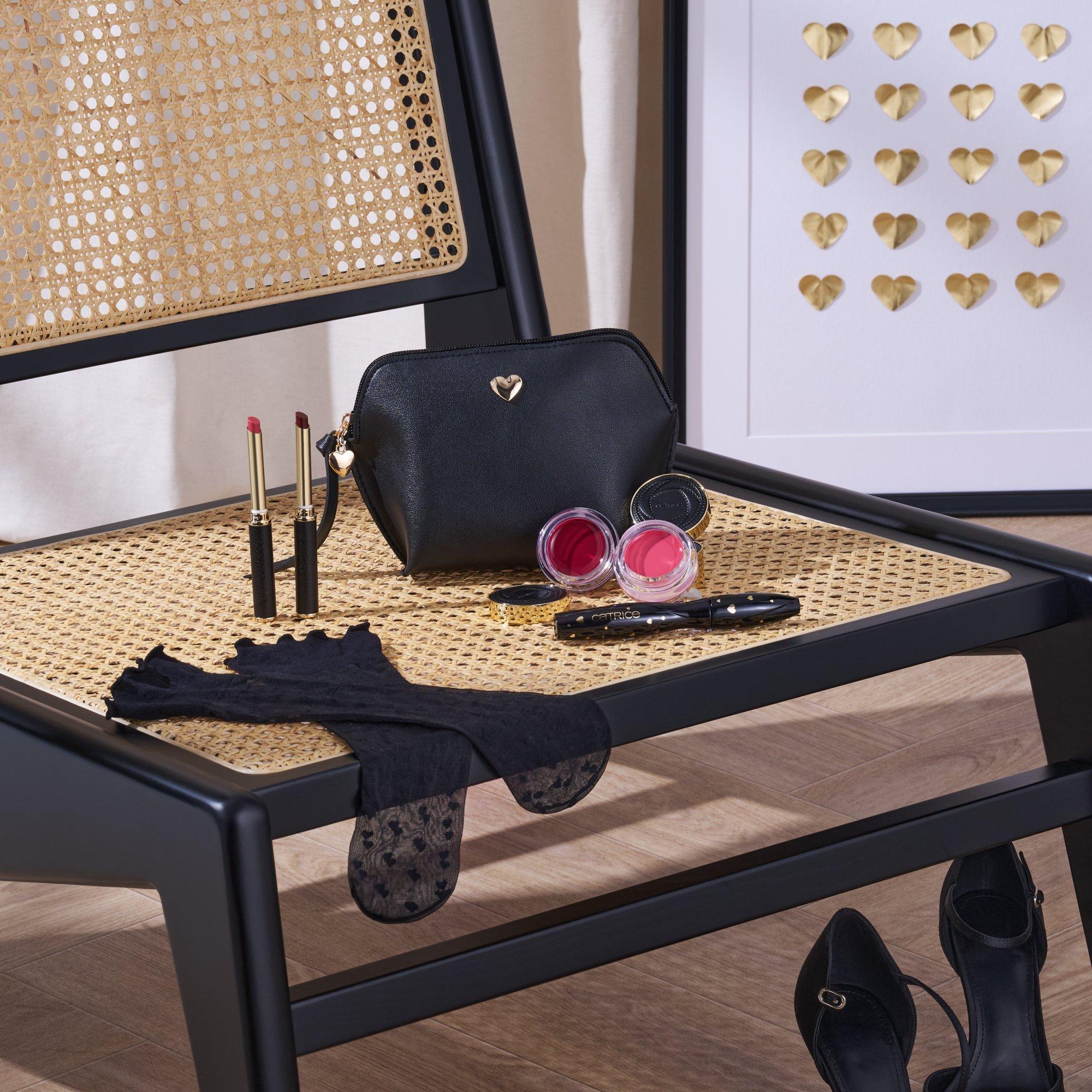 VALENTINE WHO? Make-Up Bag