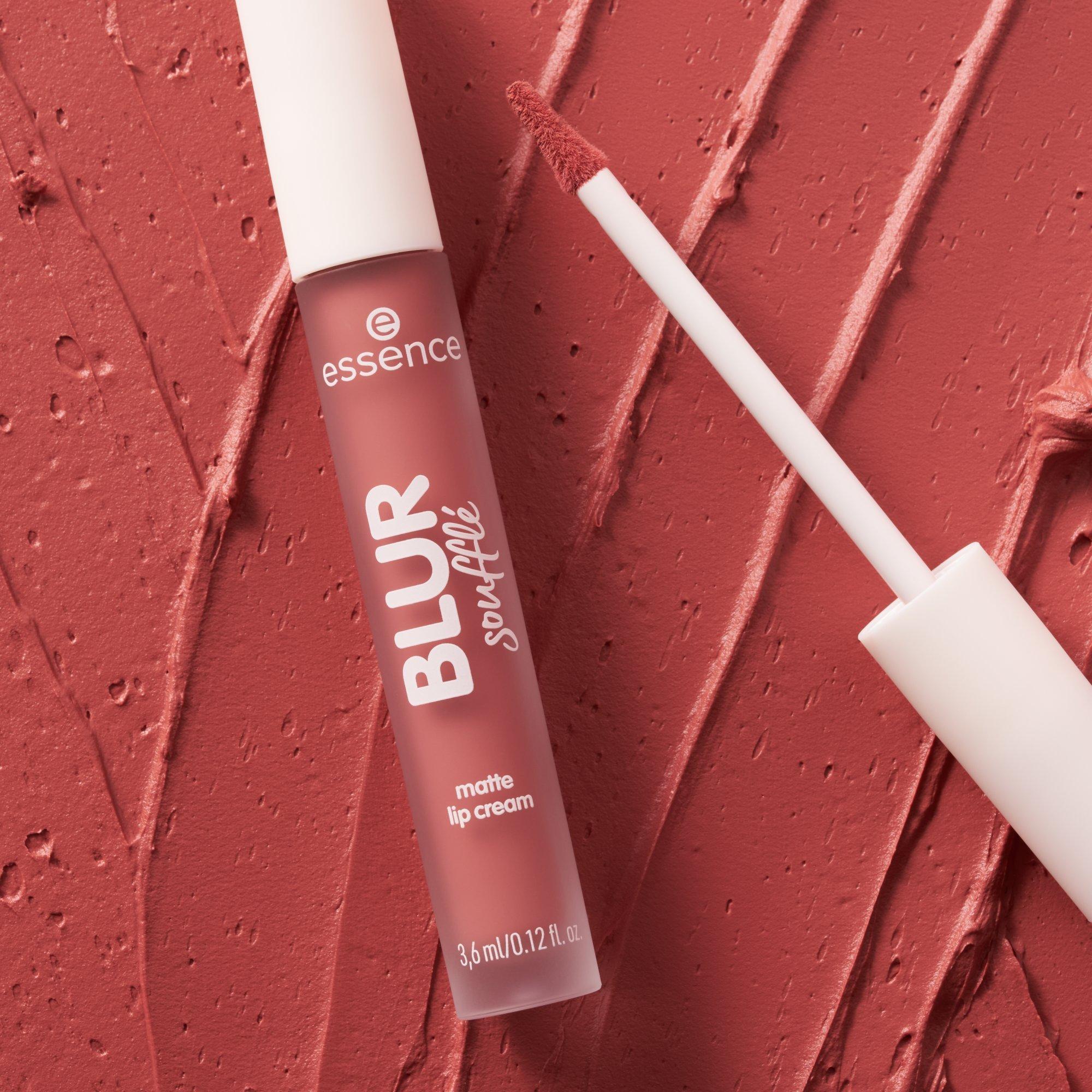 BLUR soufflé matte lip cream rouge à lèvres