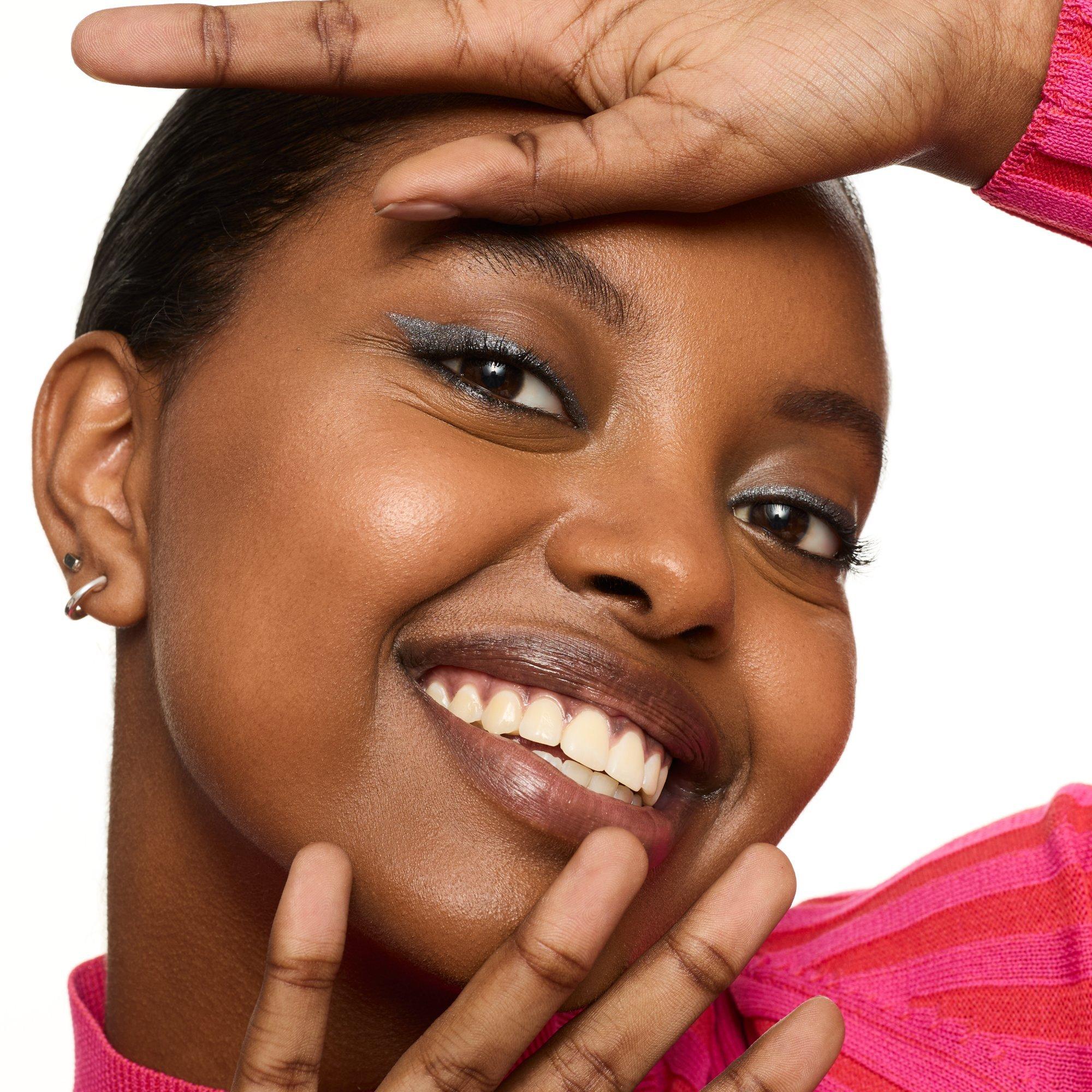 STAY & PLAY GEL EYELINER