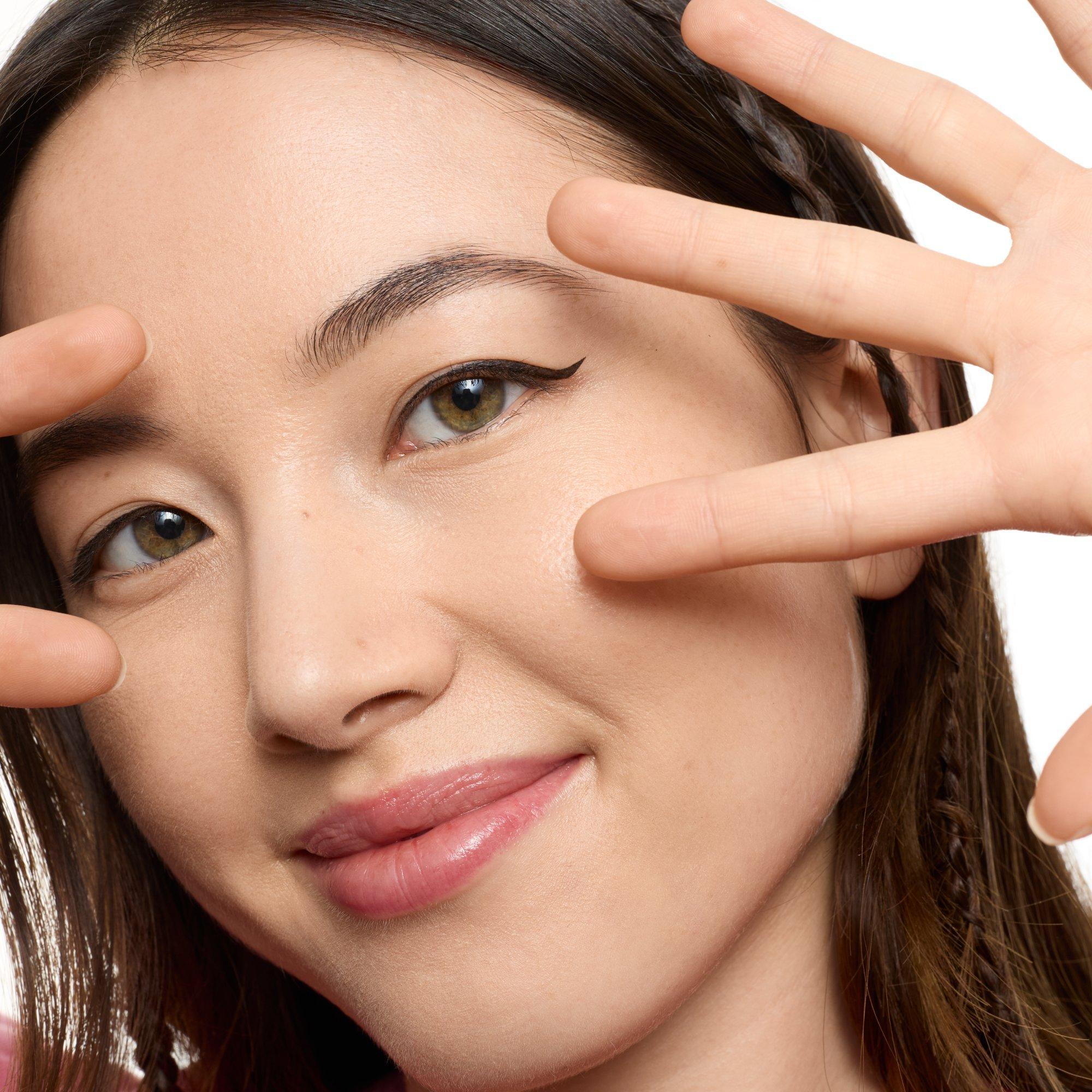 eyeliner pen extra long-lasting