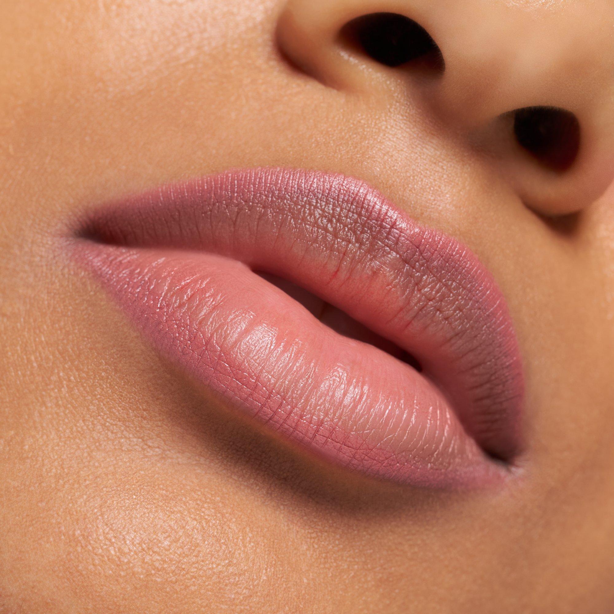 POUTline soft glide LIP PENCIL crayon à lèvres