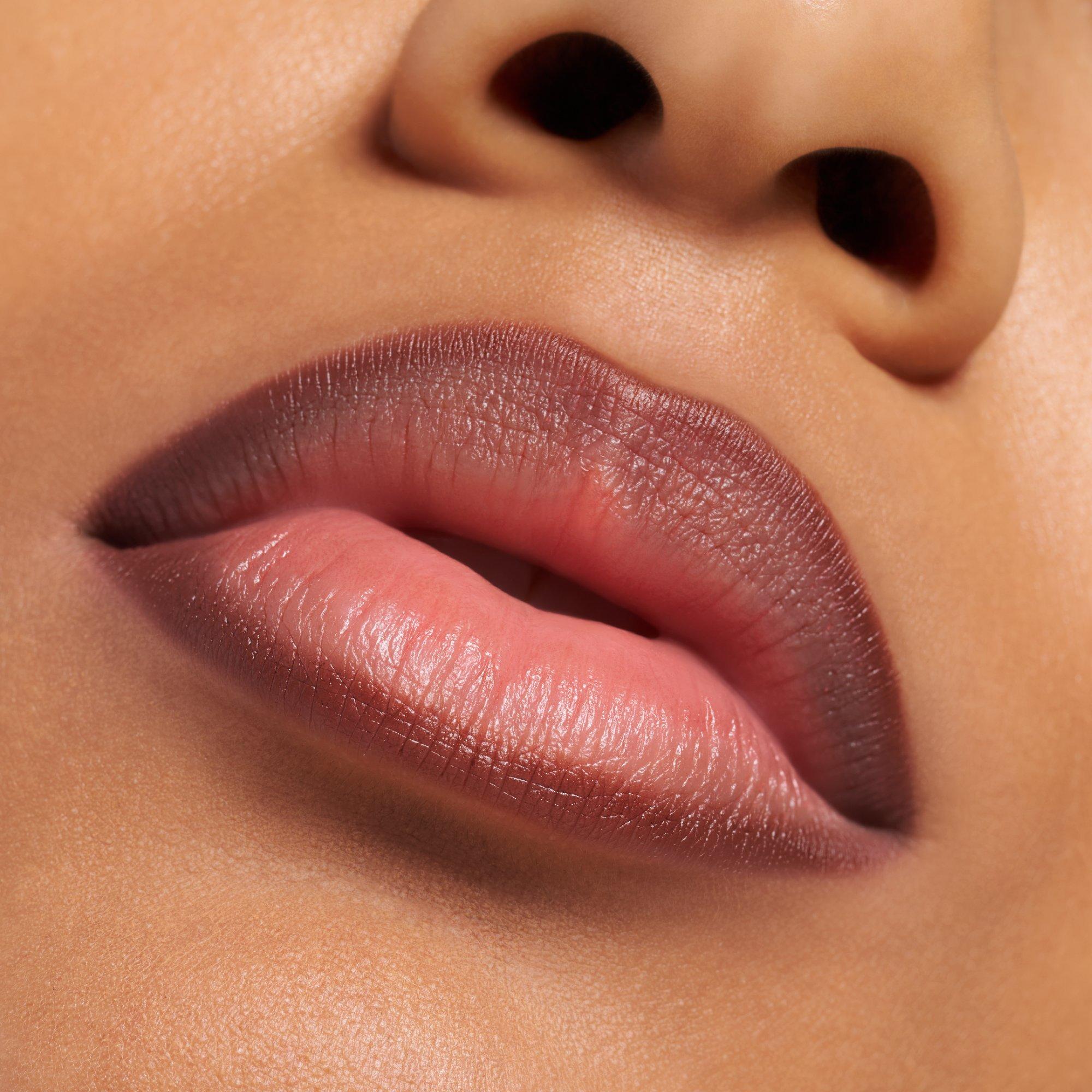 POUTline soft glide LIP PENCIL crayon à lèvres