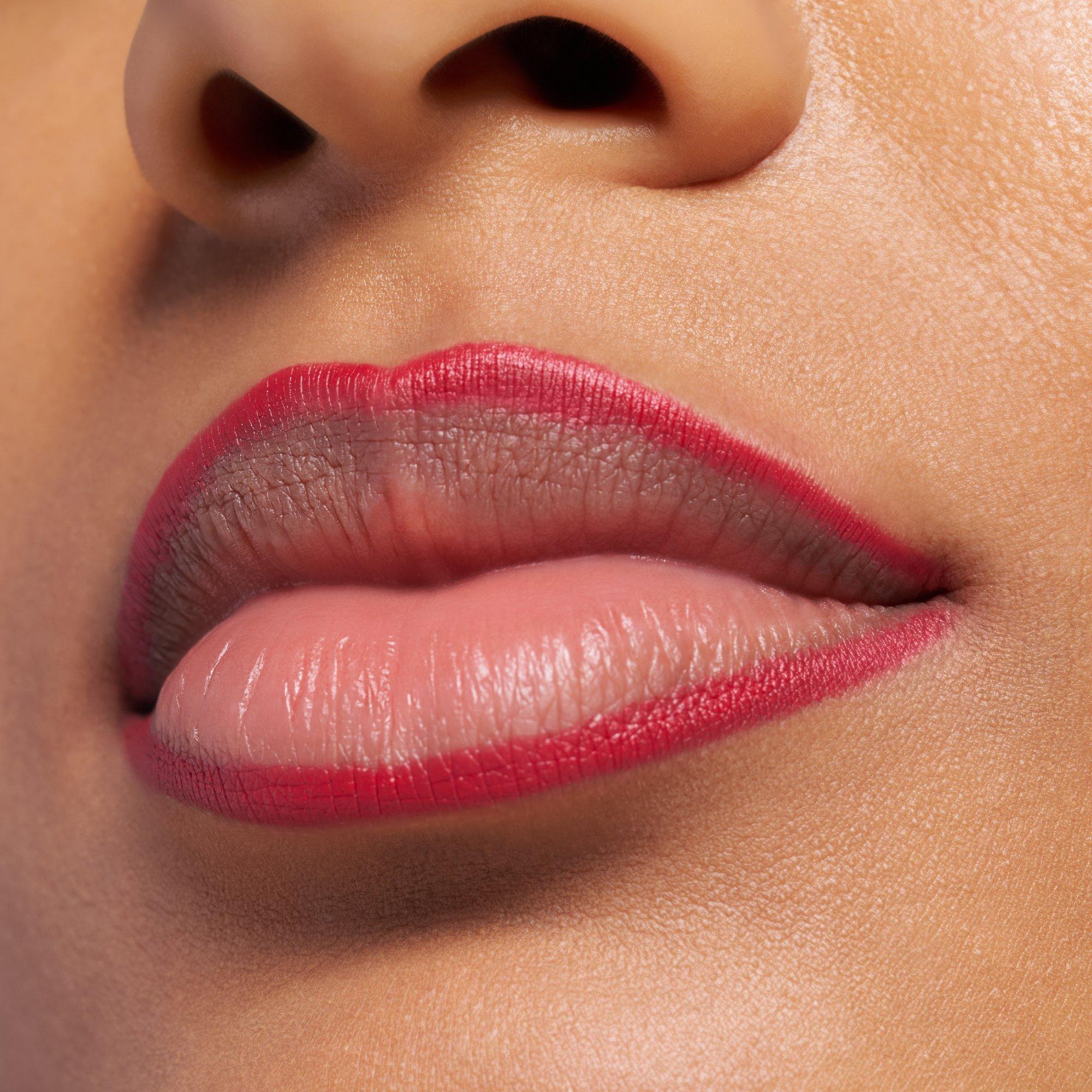 POUTline soft glide LIP PENCIL crayon à lèvres