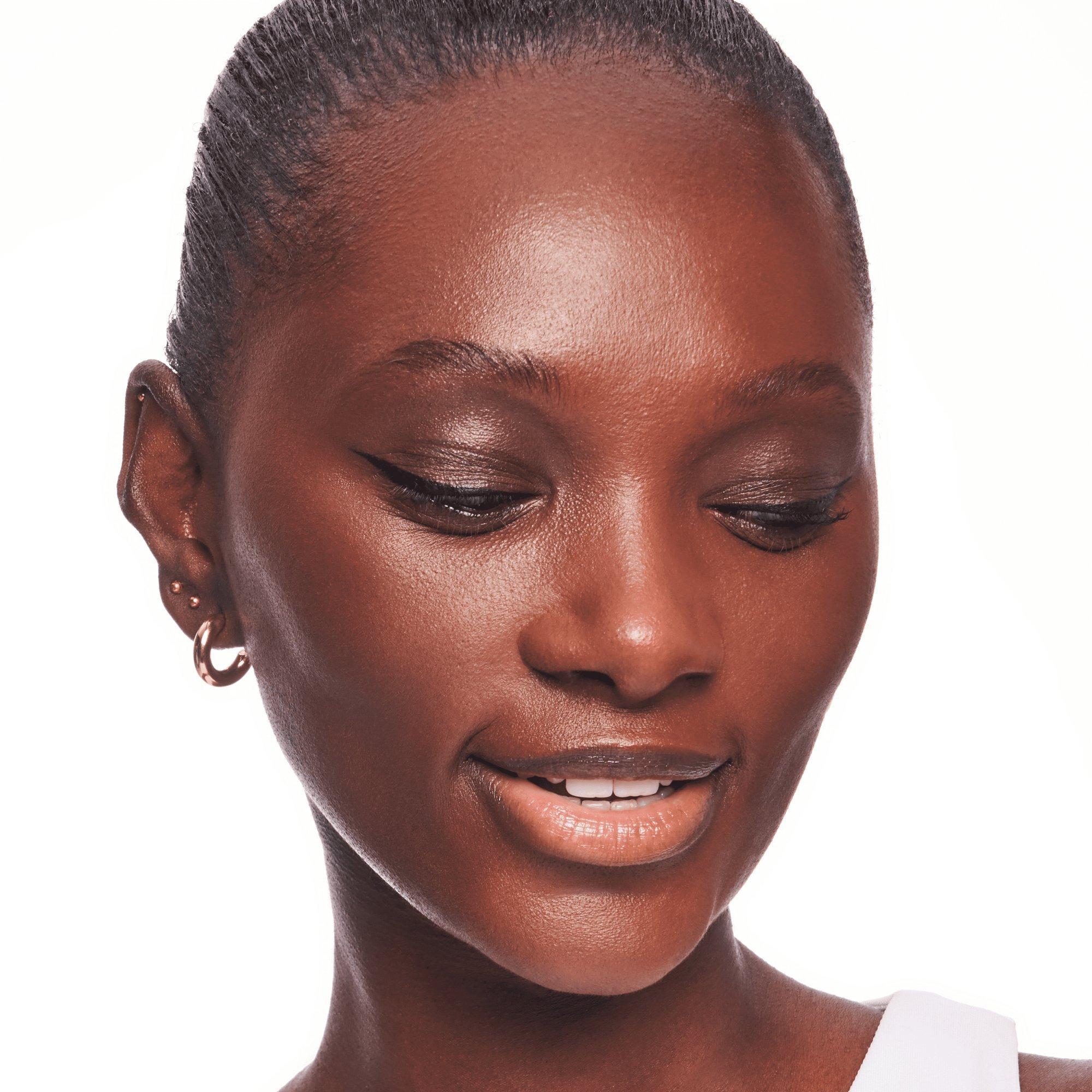 It's Easy Black Eyeliner