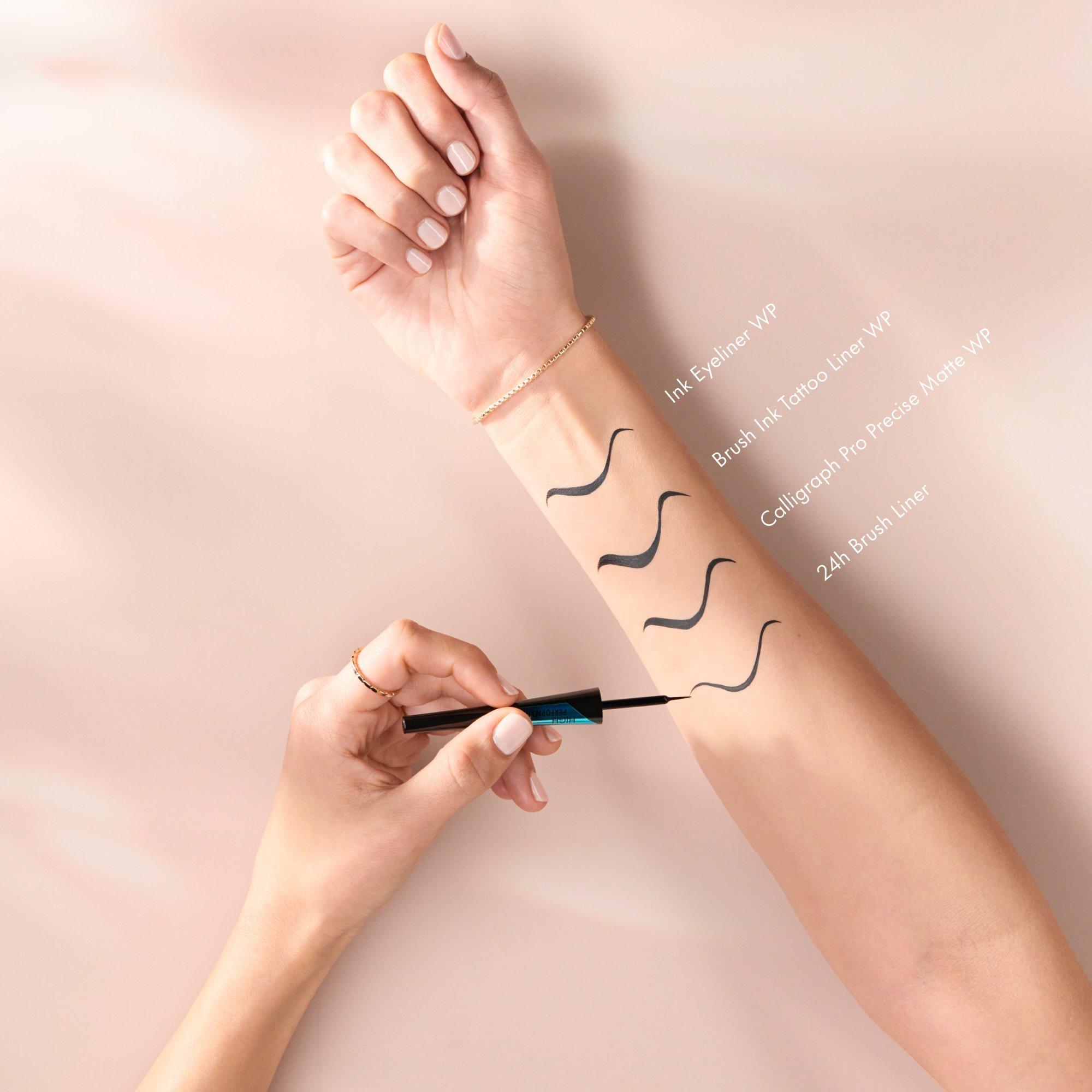 Brush Liner 24h eyeliner resistente al agua