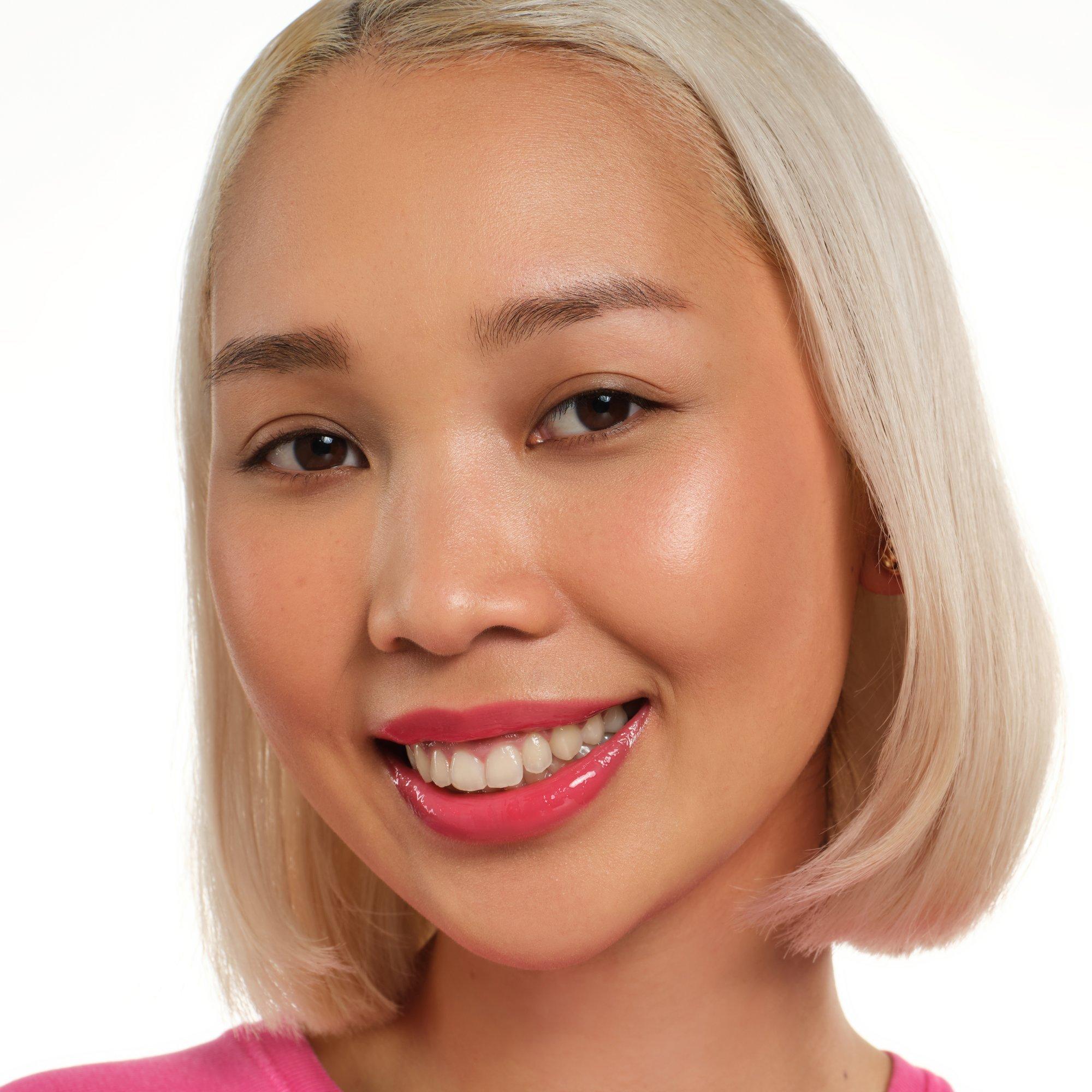 what the fake! PLUMPING LIPGLOSS