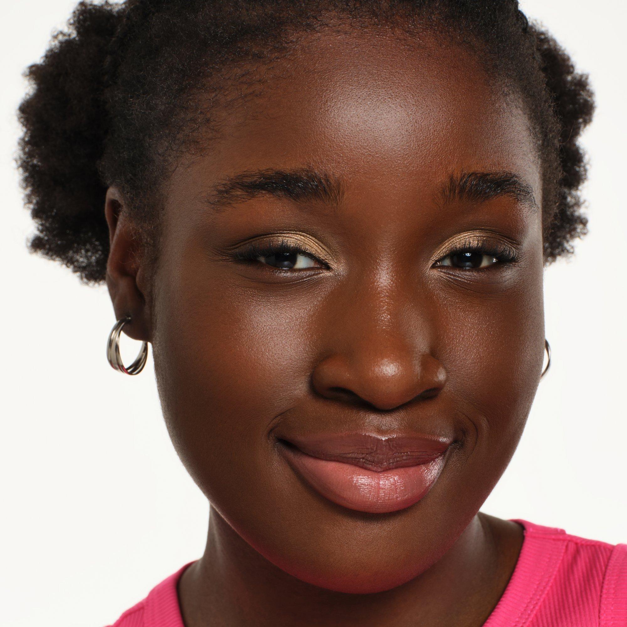 BLUR soufflé matte lip cream