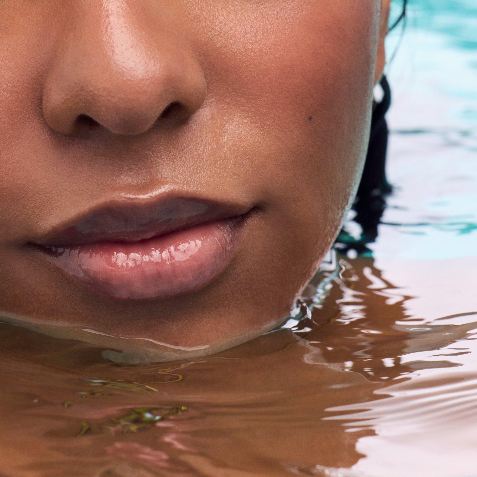 Disney THE LITTLE MERMAID bi-phase lip oil huile à lèvres