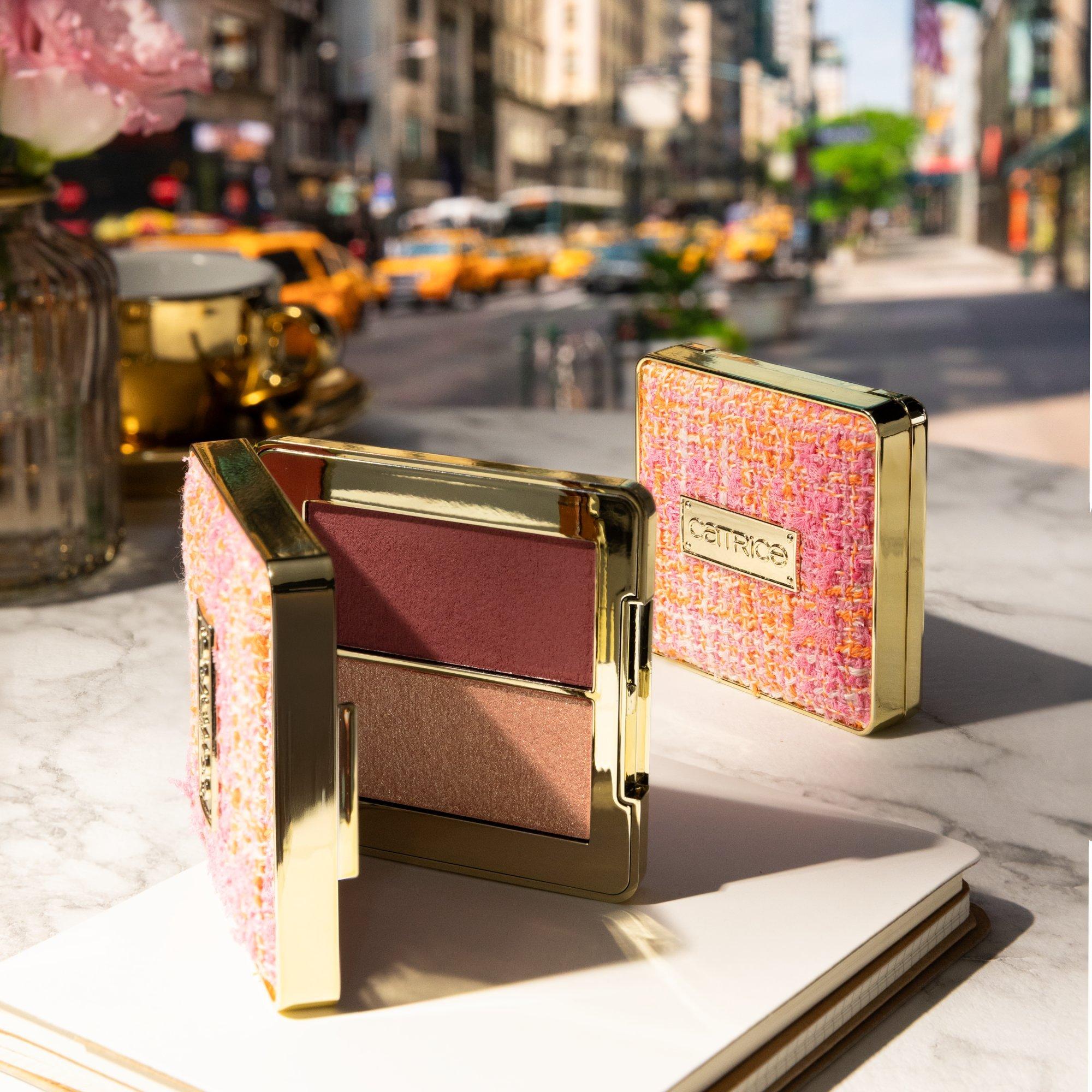 SPRING AND THE CITY Oog & Wang Glow Complex