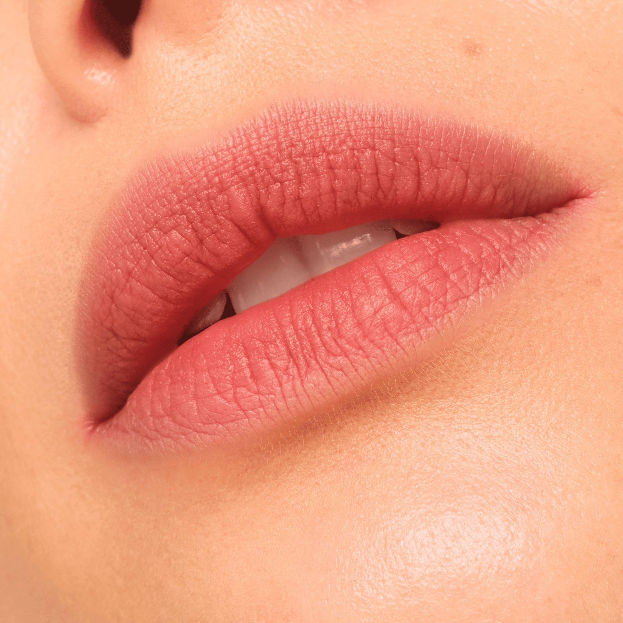 Blur-Real Matte Lipstick