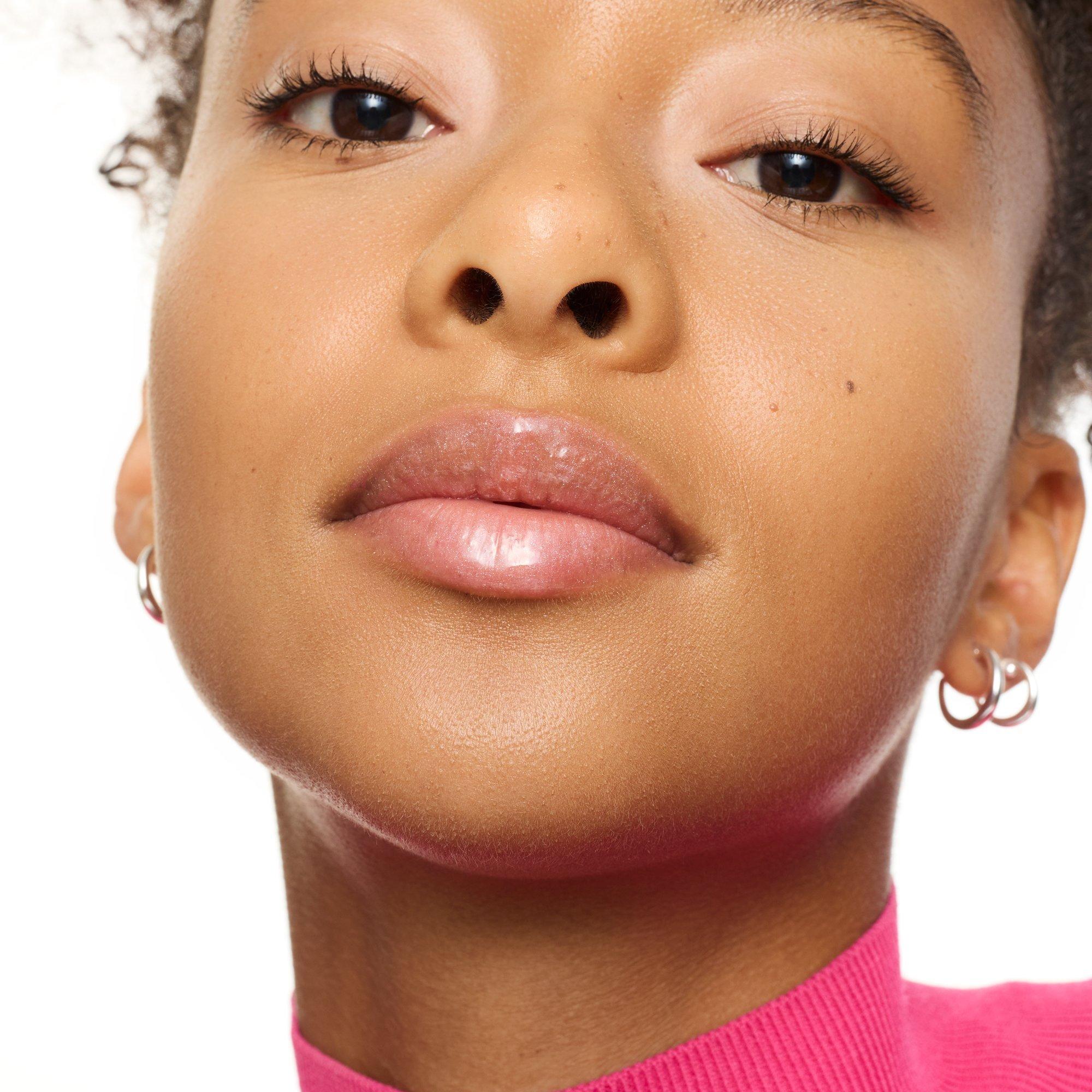 what the fake! Putlinamasis lūpų blizgesys „Plumping Lip Filler“.