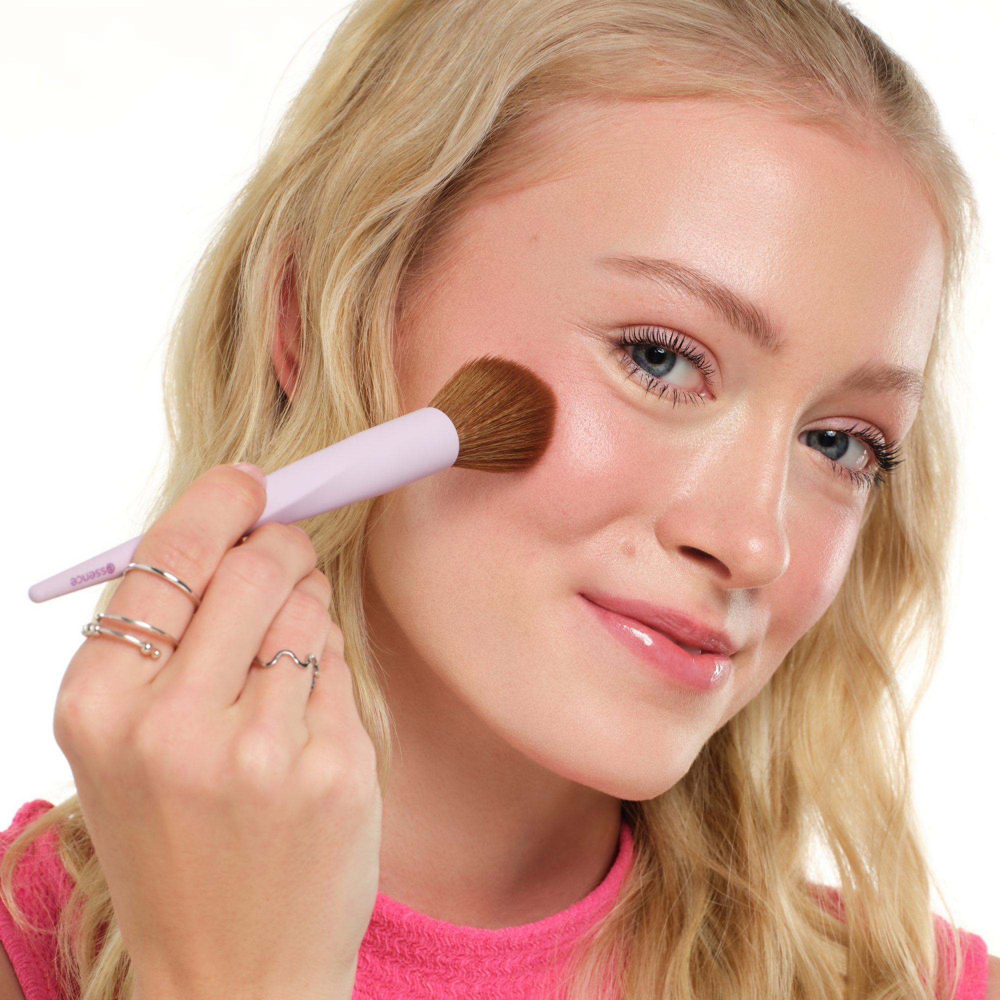 blush & highlighter brush